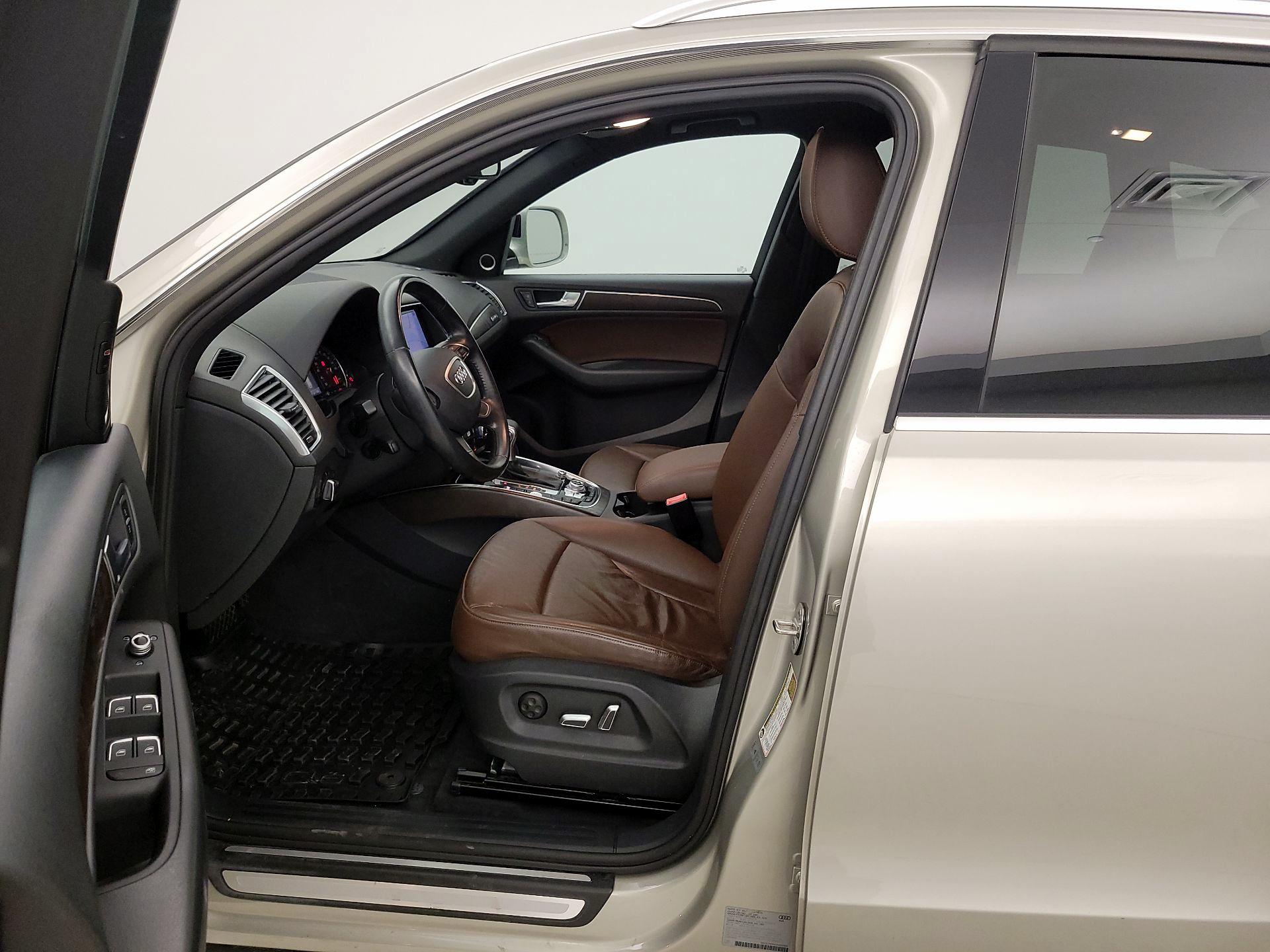 Thumbnail: 2016 Audi Q5 - 9