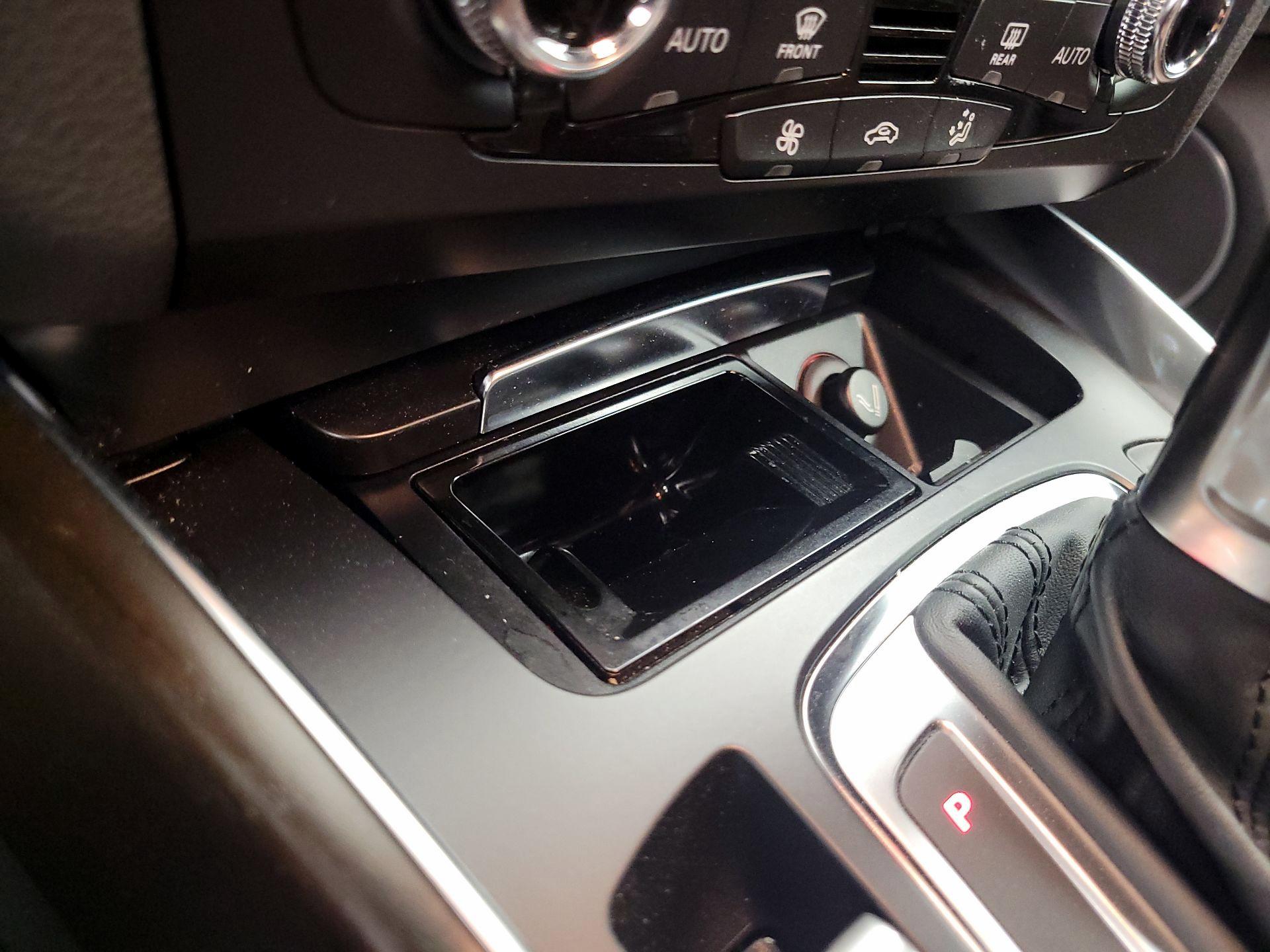 Thumbnail: 2016 Audi Q5 - 16