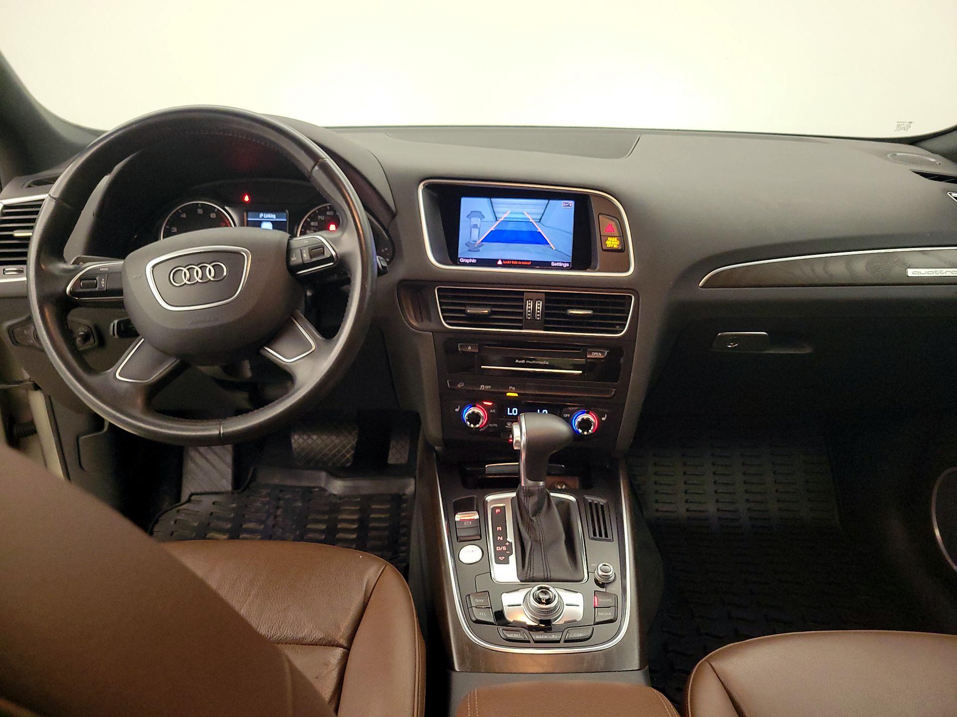 Thumbnail: 2016 Audi Q5 - 8