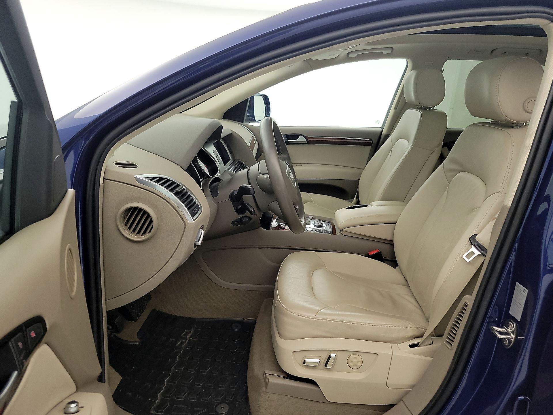 Thumbnail: 2015 Audi Q7 - 11