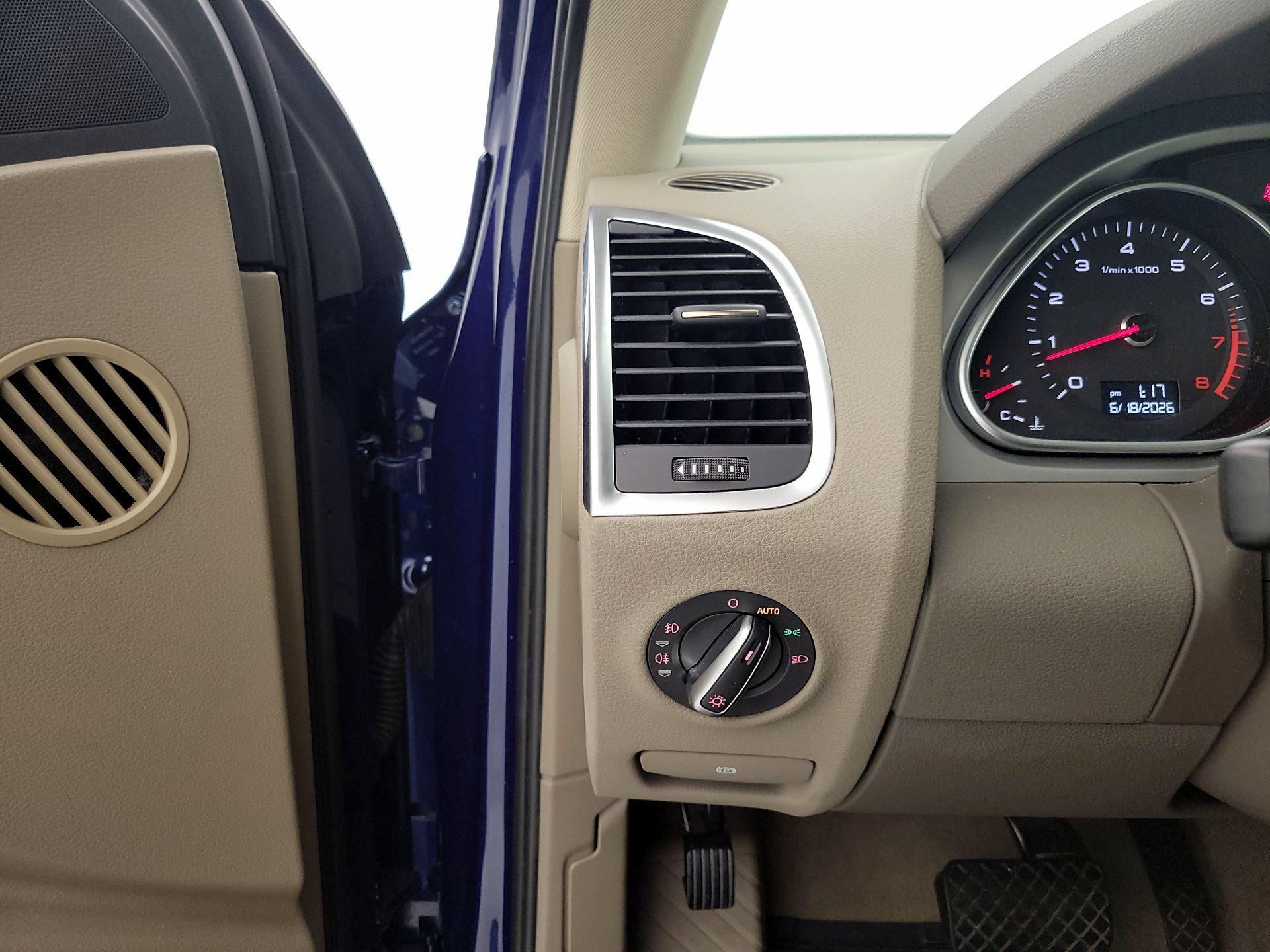 Thumbnail: 2015 Audi Q7 - 13