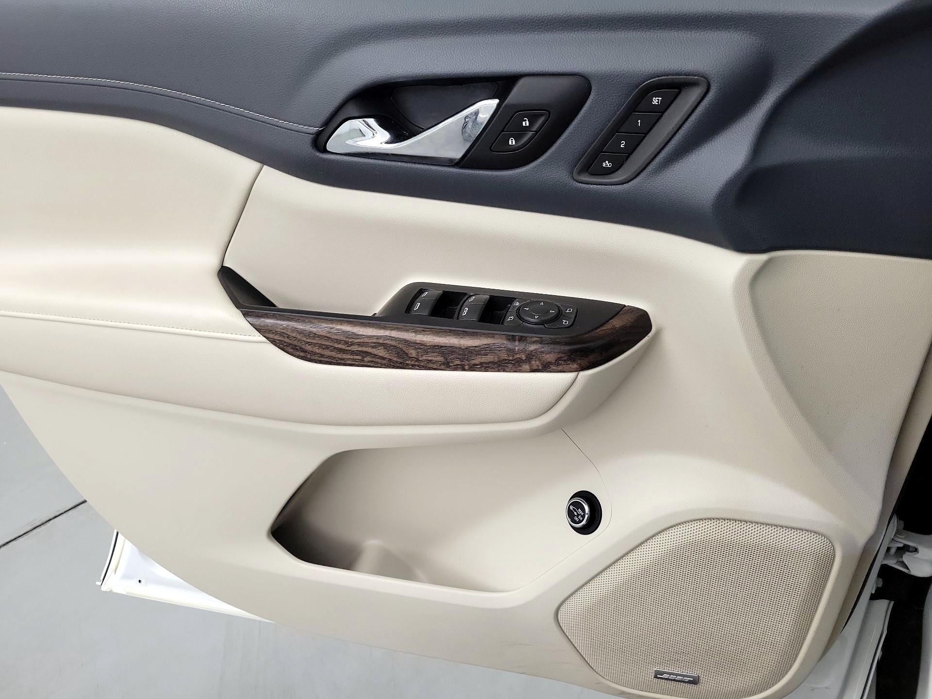 Thumbnail: 2020 GMC Acadia - 12