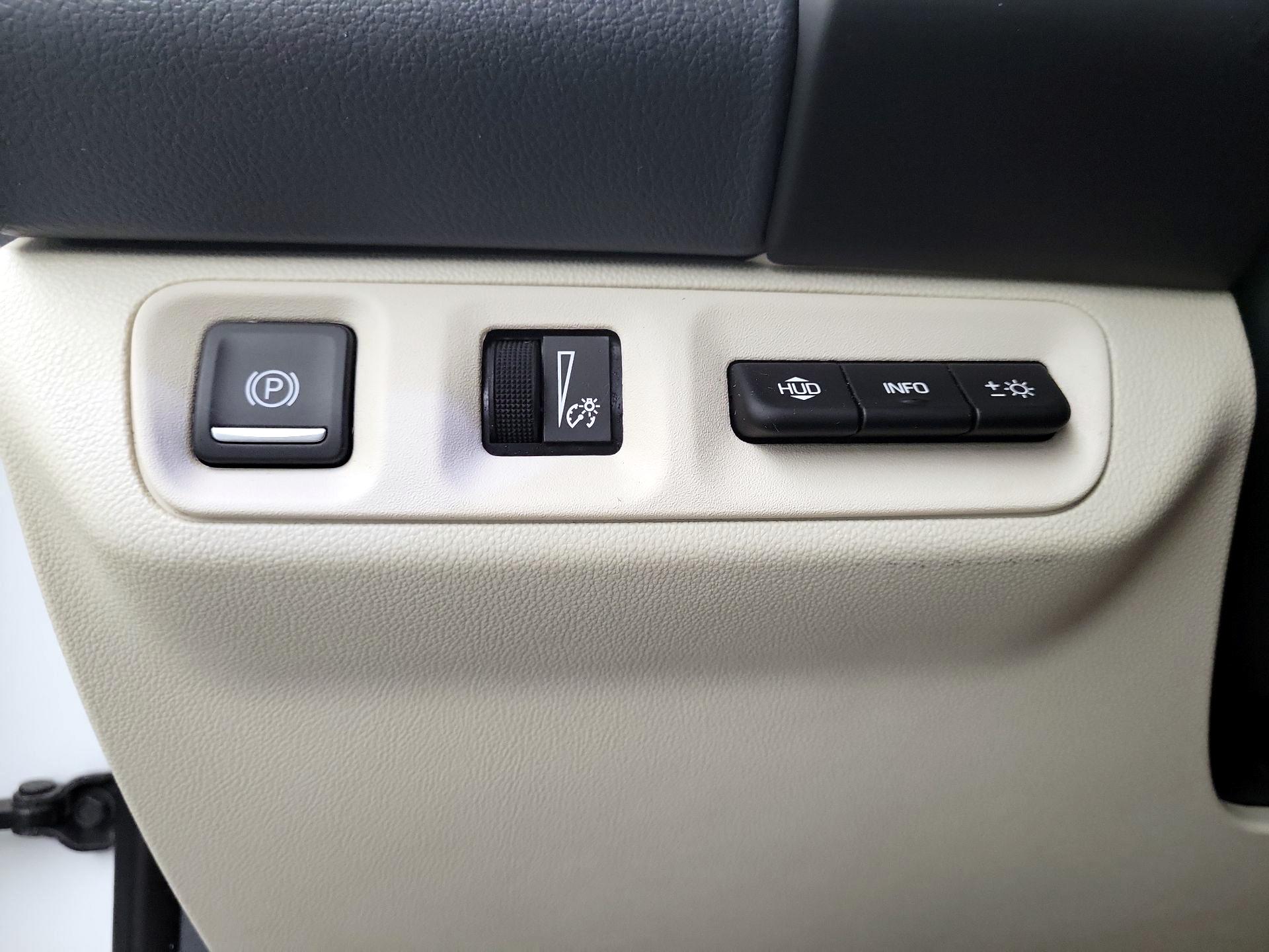 Thumbnail: 2020 GMC Acadia - 13
