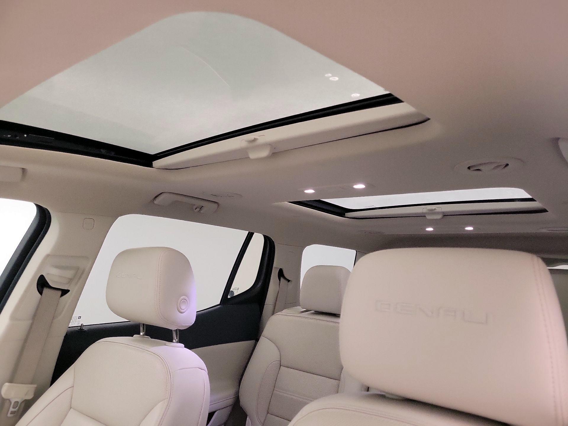 Thumbnail: 2020 GMC Acadia - 19