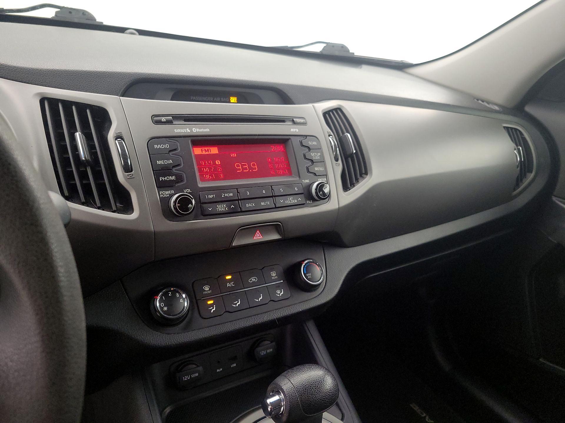 Thumbnail: 2014 Kia Sportage - 14