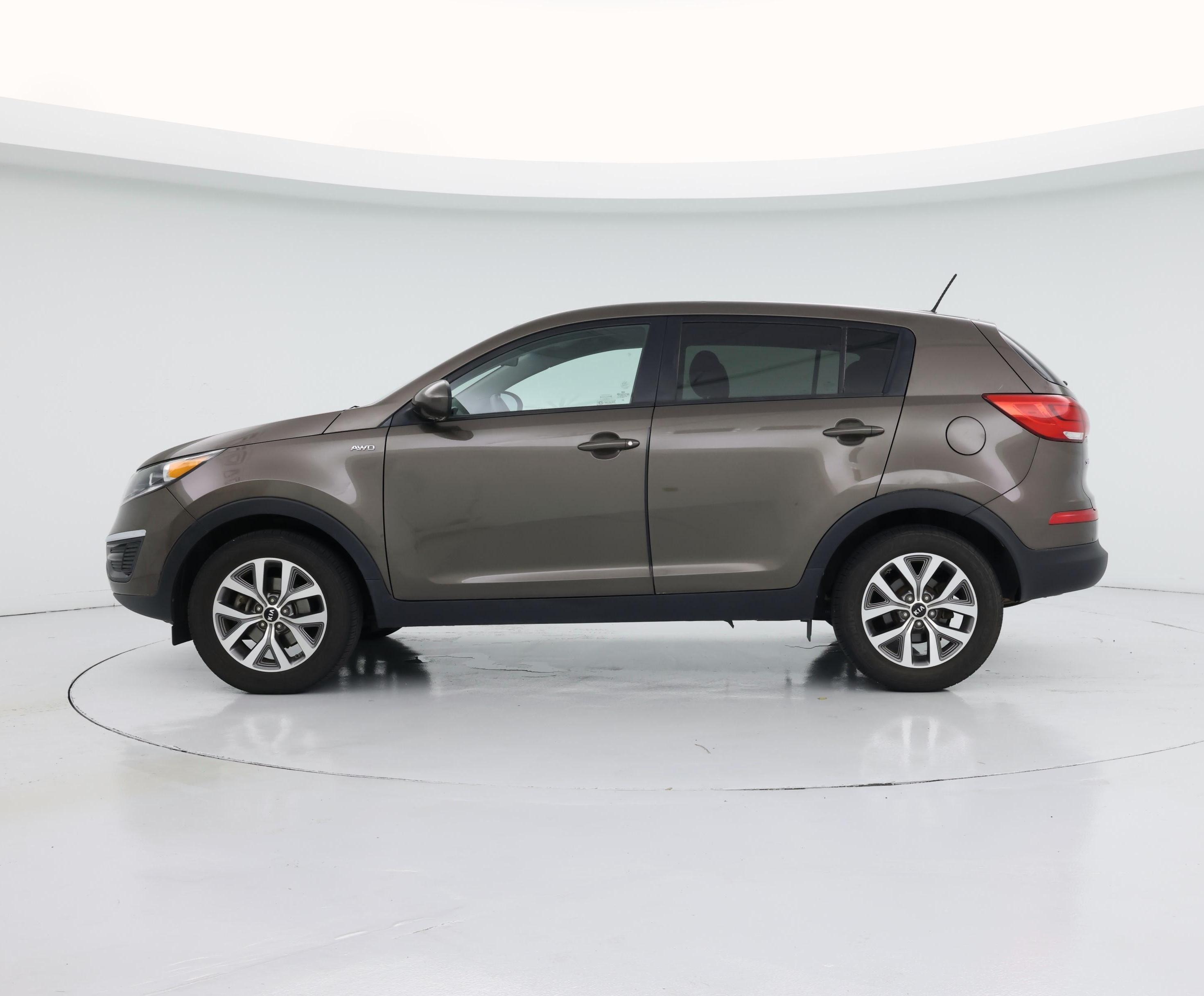 Thumbnail: 2014 Kia Sportage - 3