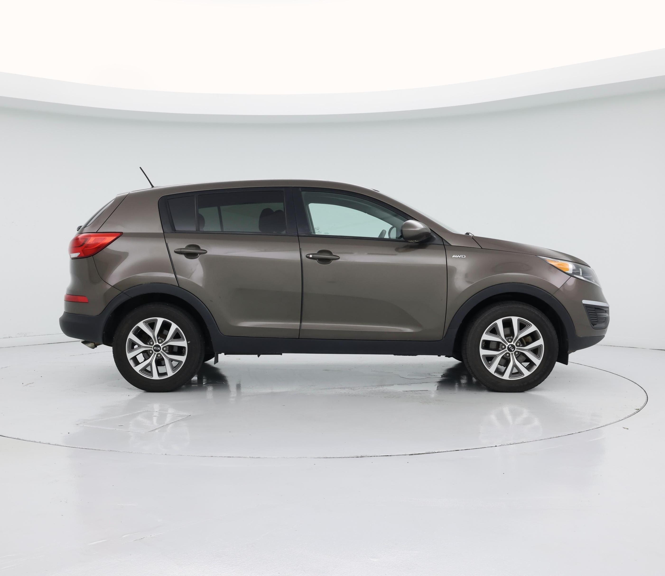 Thumbnail: 2014 Kia Sportage - 7