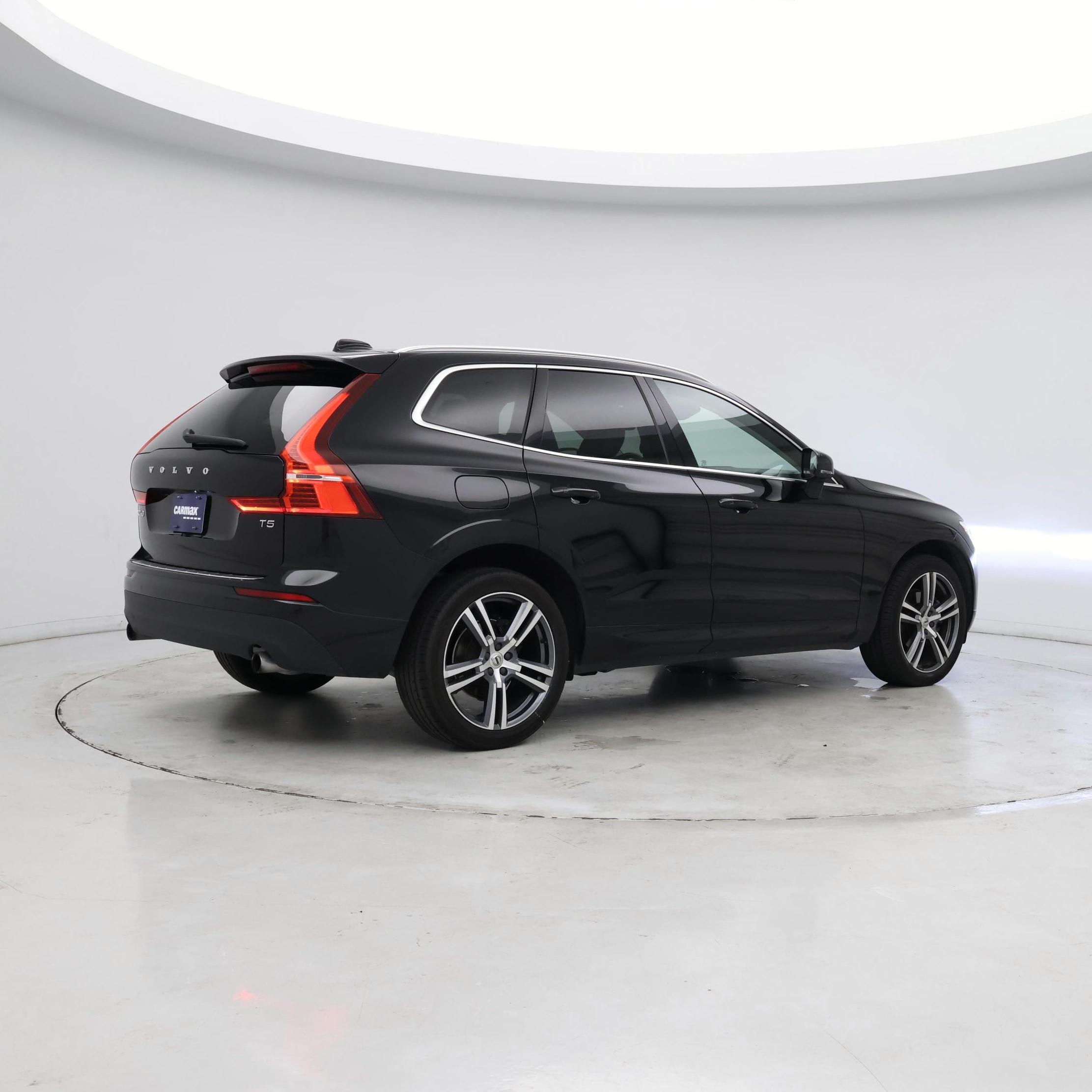 Thumbnail: 2021 Volvo XC60 - 6