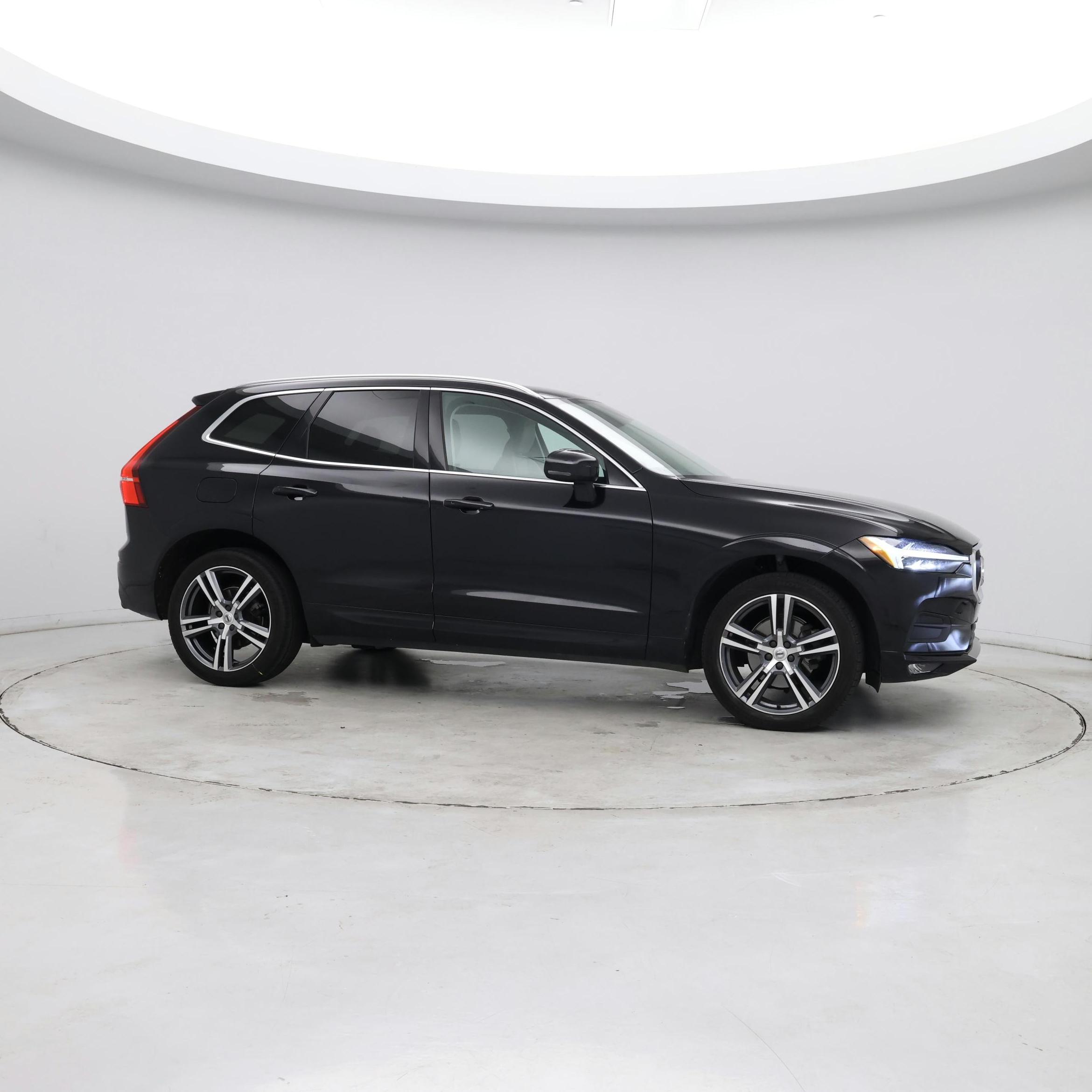Thumbnail: 2021 Volvo XC60 - 7