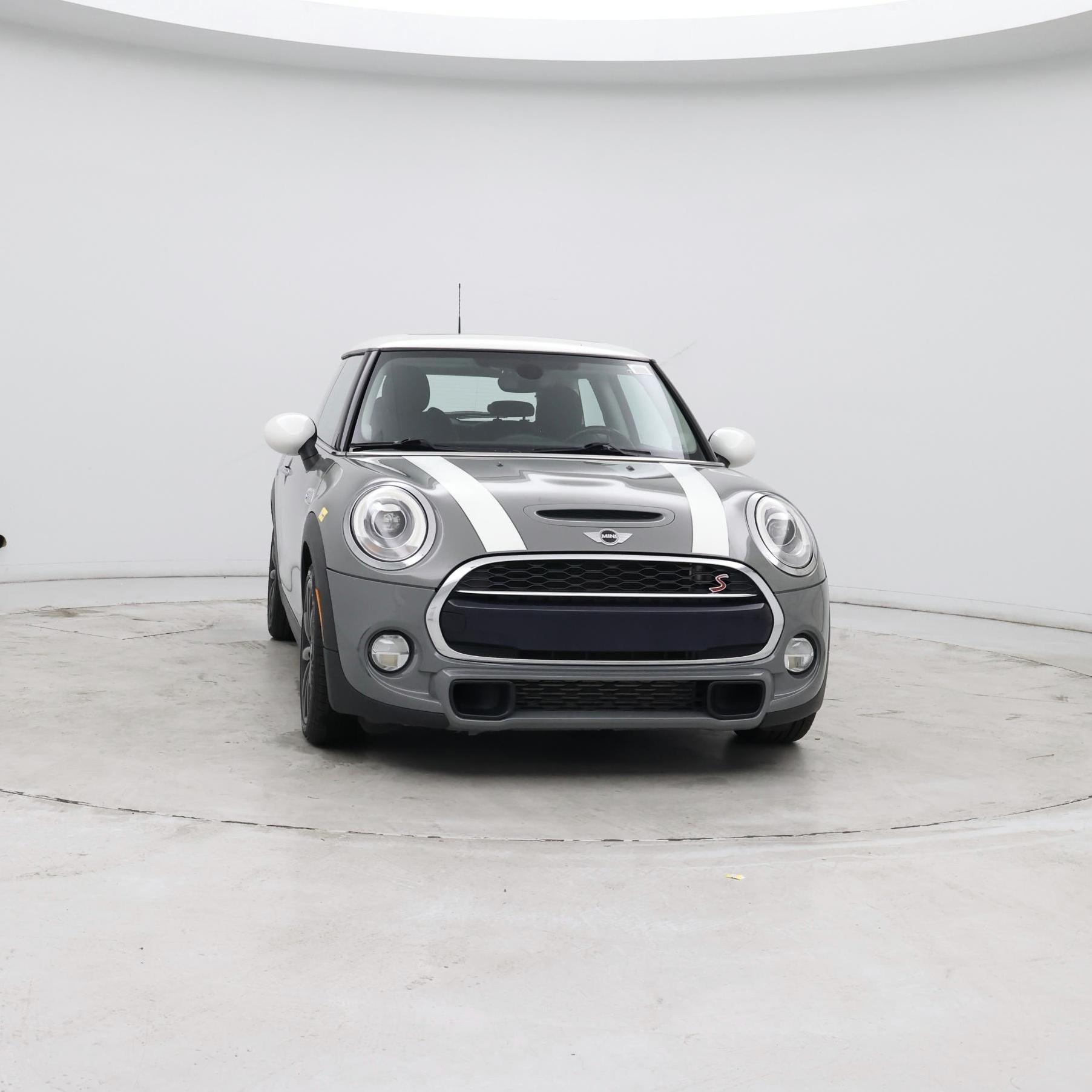 Thumbnail: 2017 MINI Cooper Hardtop - 5