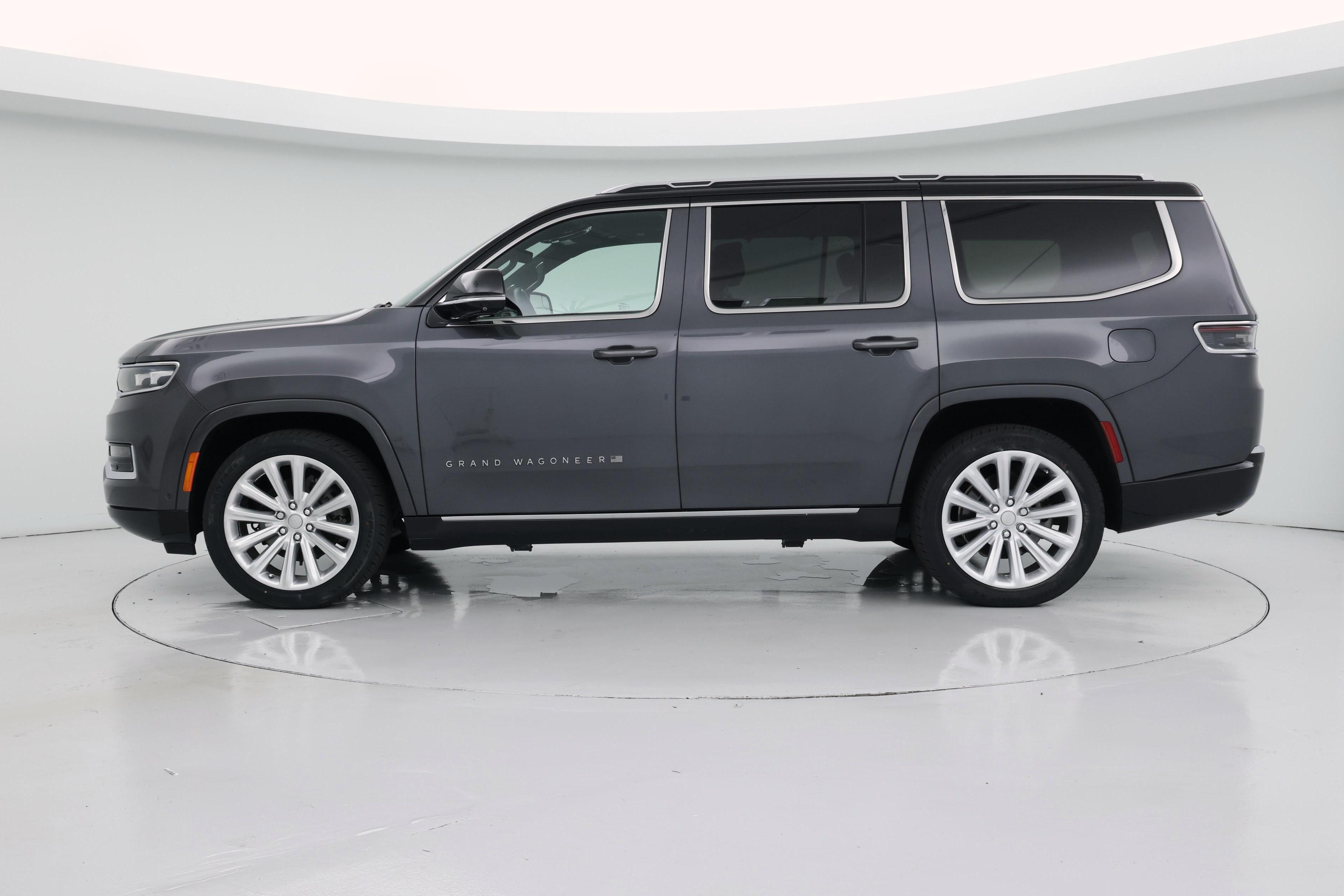 Thumbnail: 2023 Jeep Grand Wagoneer - 3