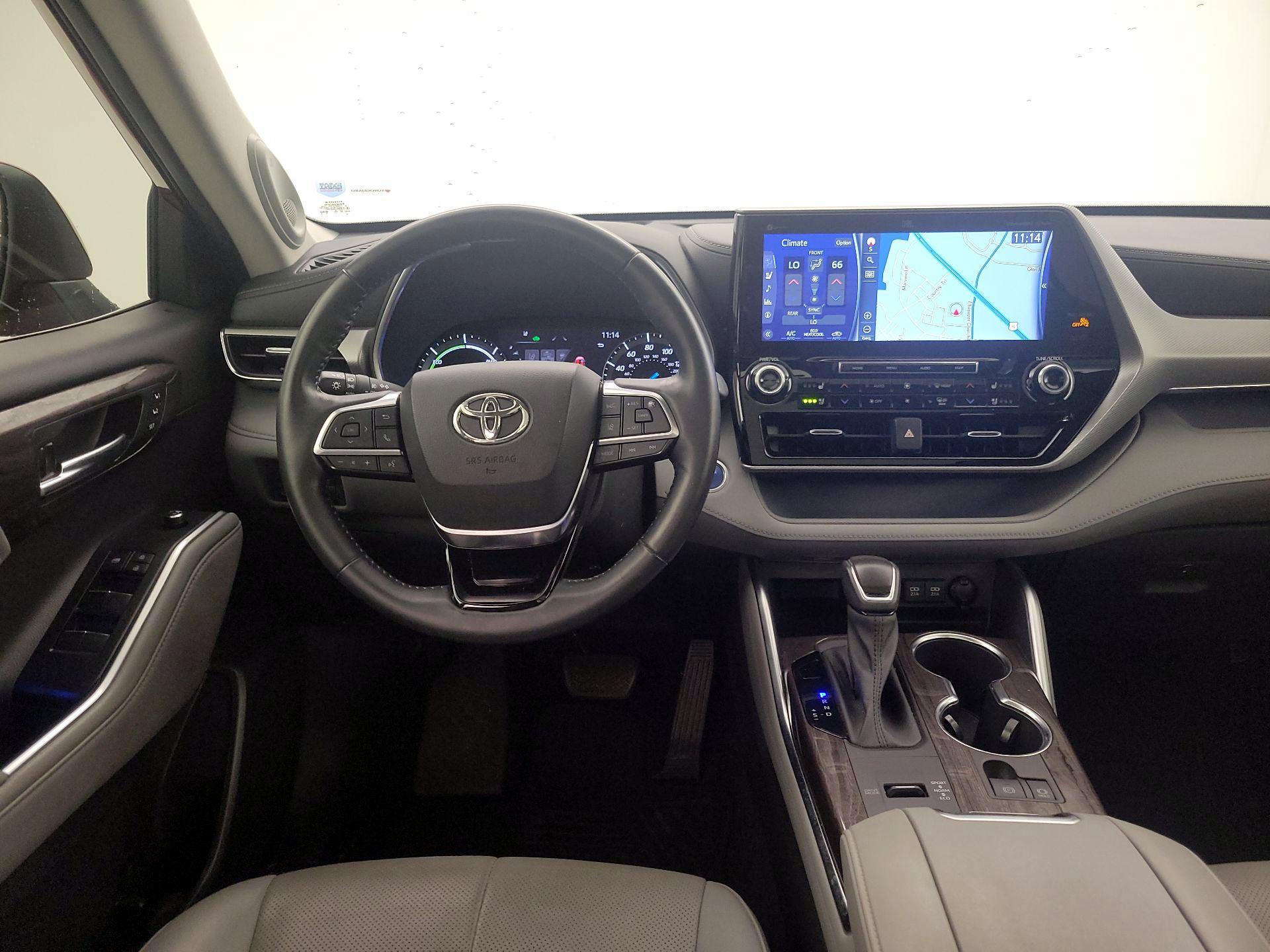 Thumbnail: 2021 Toyota Highlander - 10