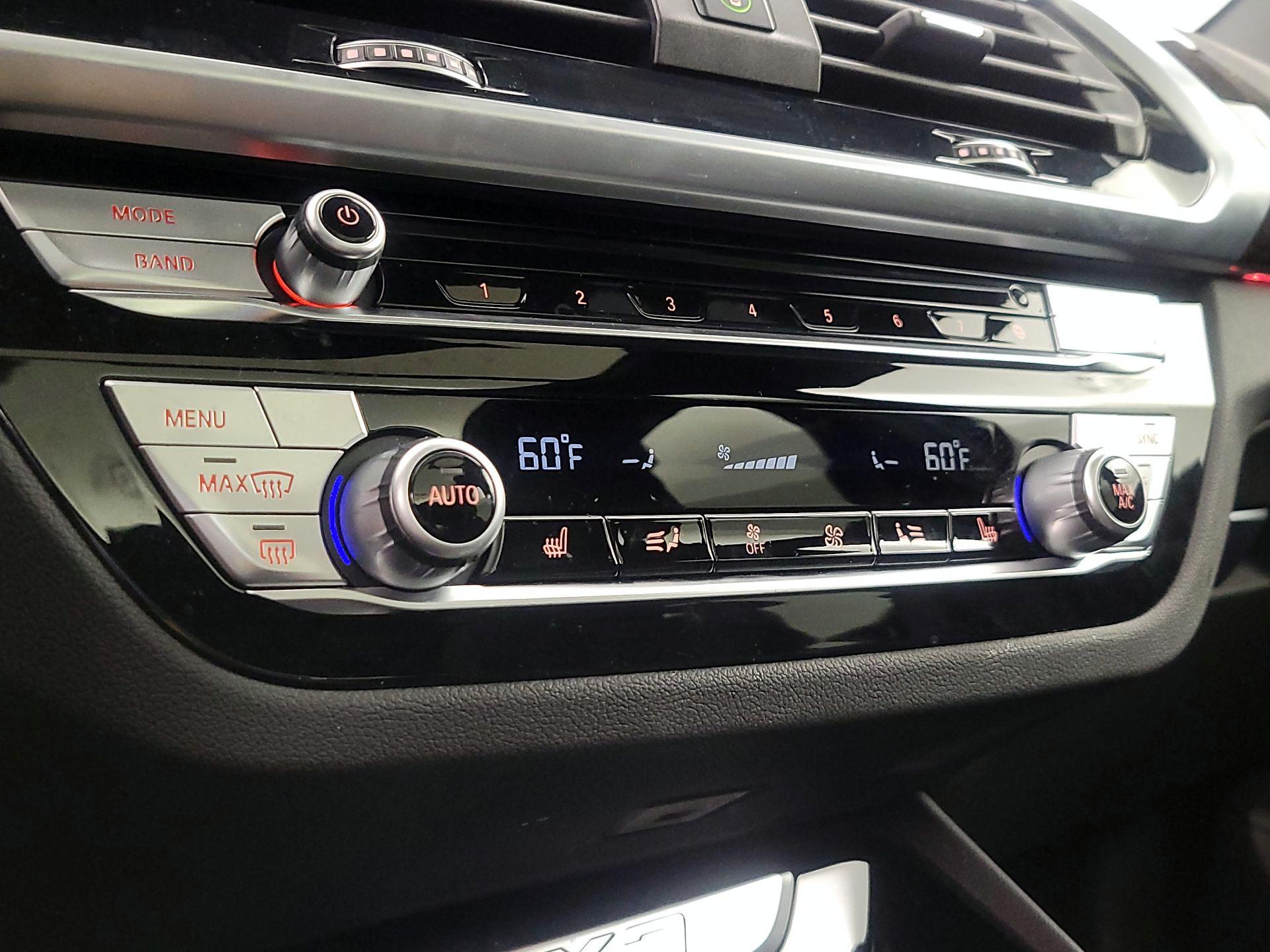 Thumbnail: 2021 BMW X3 - 17