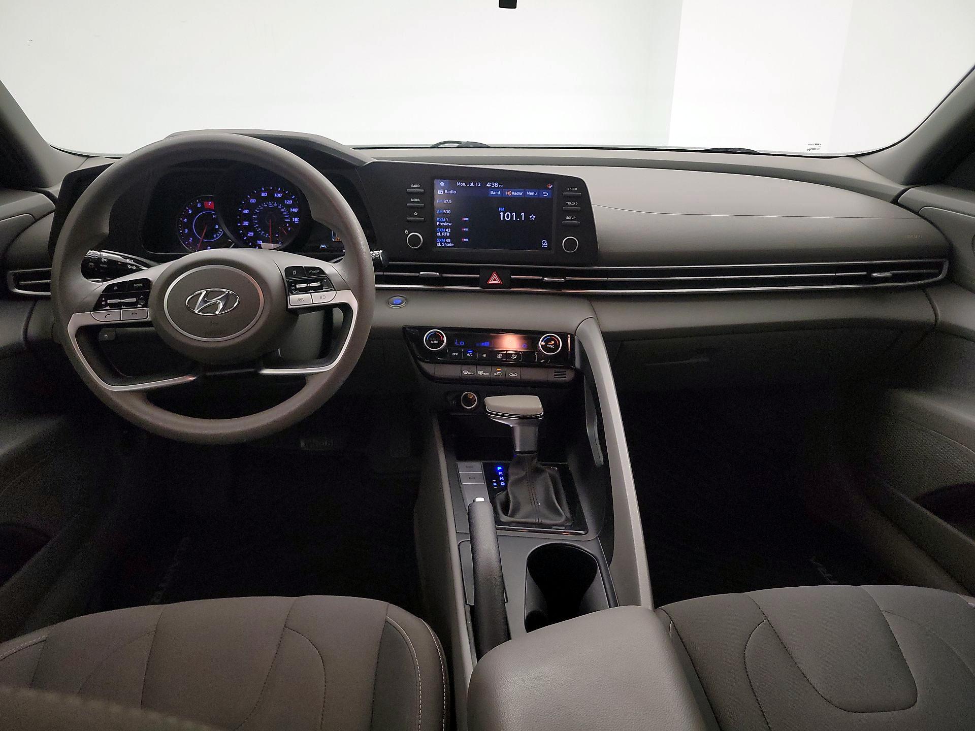 Thumbnail: 2023 Hyundai Elantra - 9