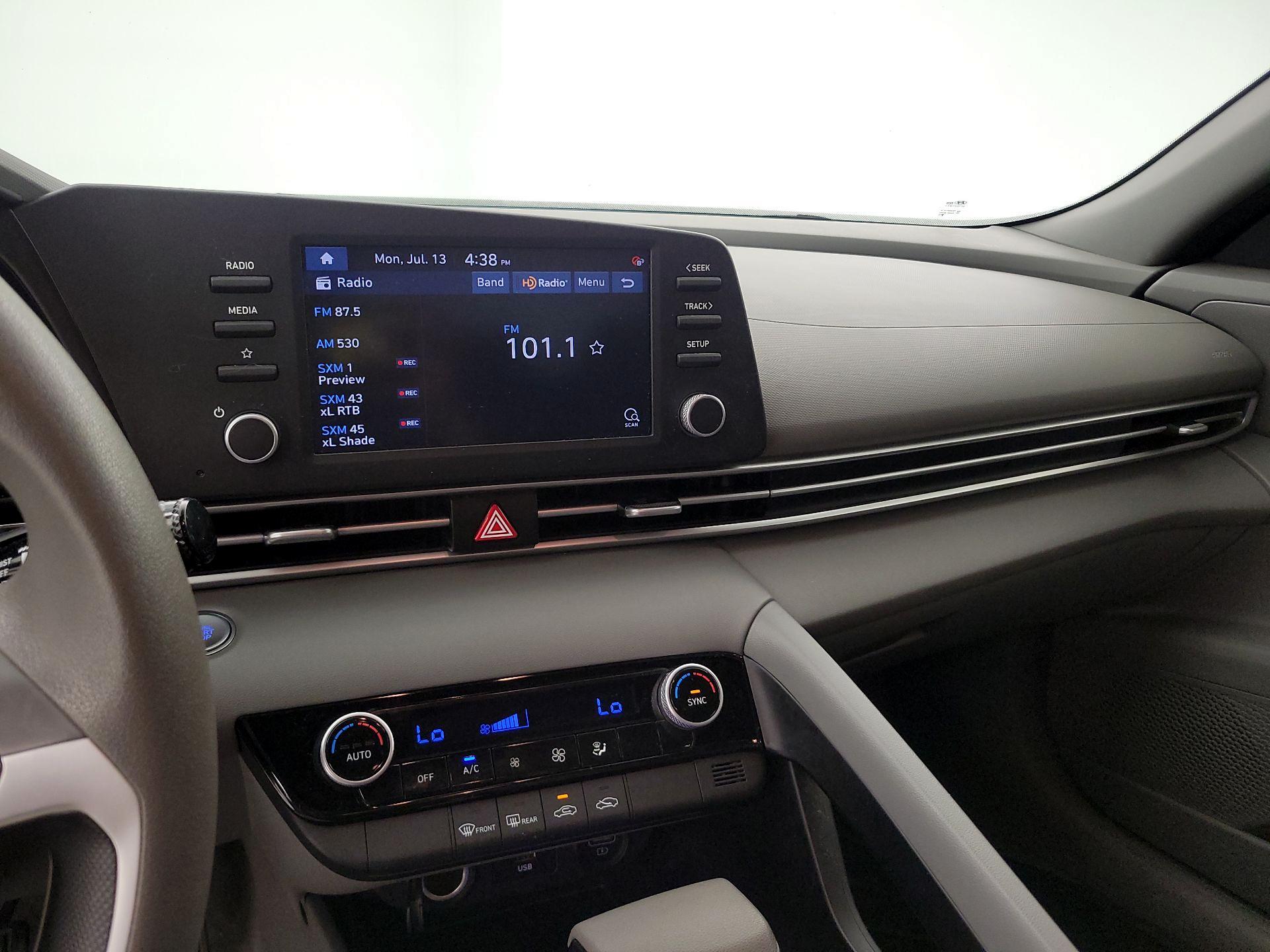 Thumbnail: 2023 Hyundai Elantra - 15