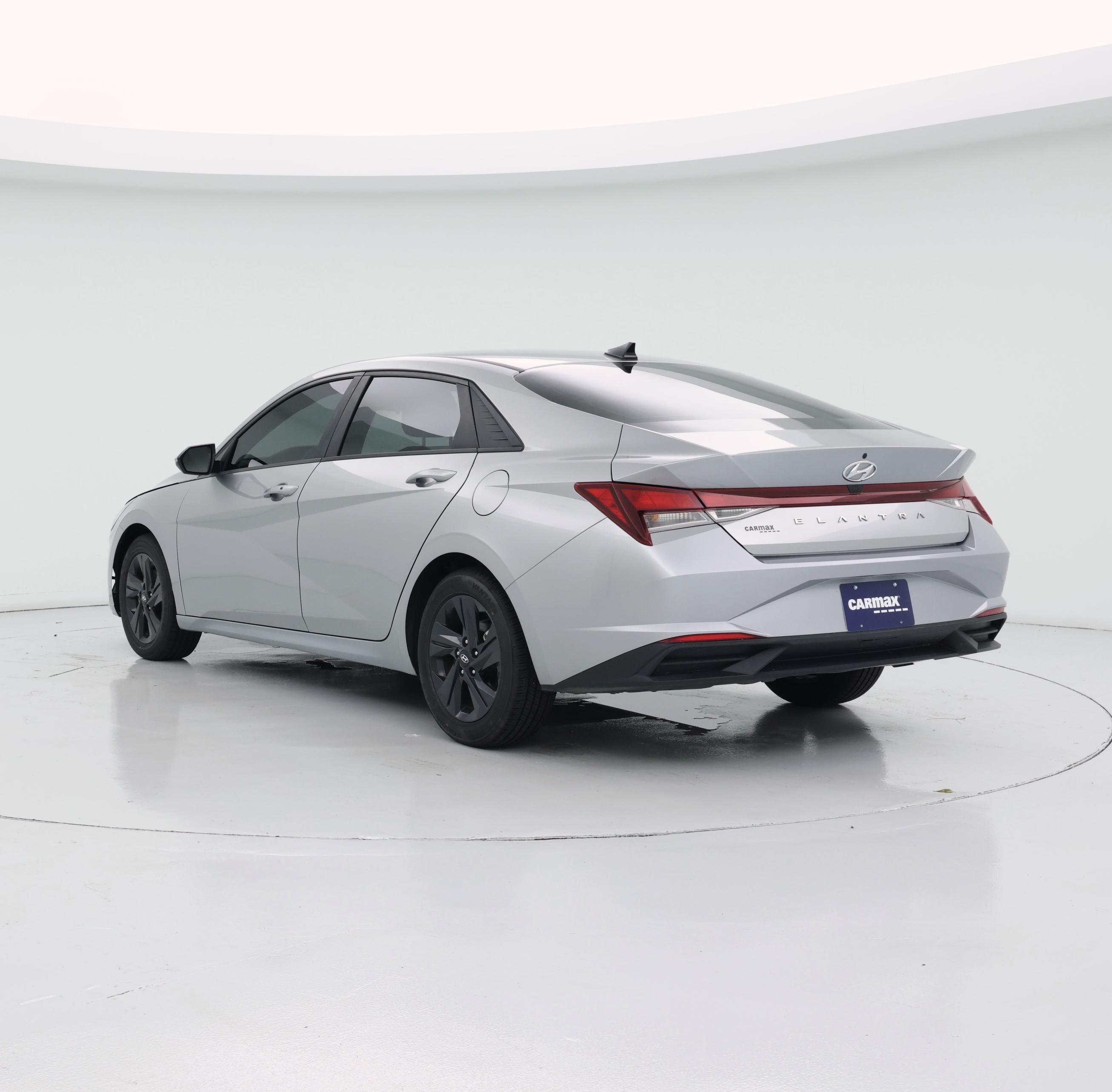 Thumbnail: 2023 Hyundai Elantra - 2