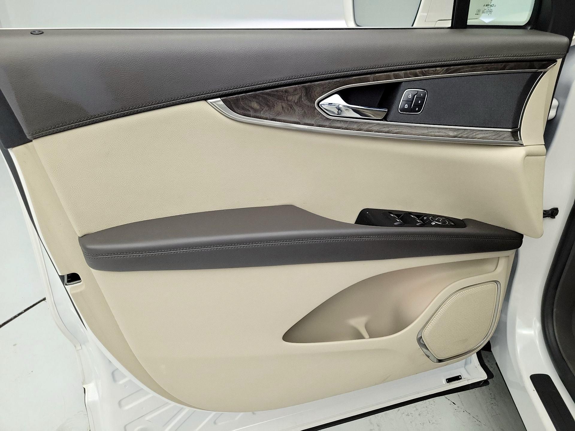 Thumbnail: 2017 Lincoln MKX - 12
