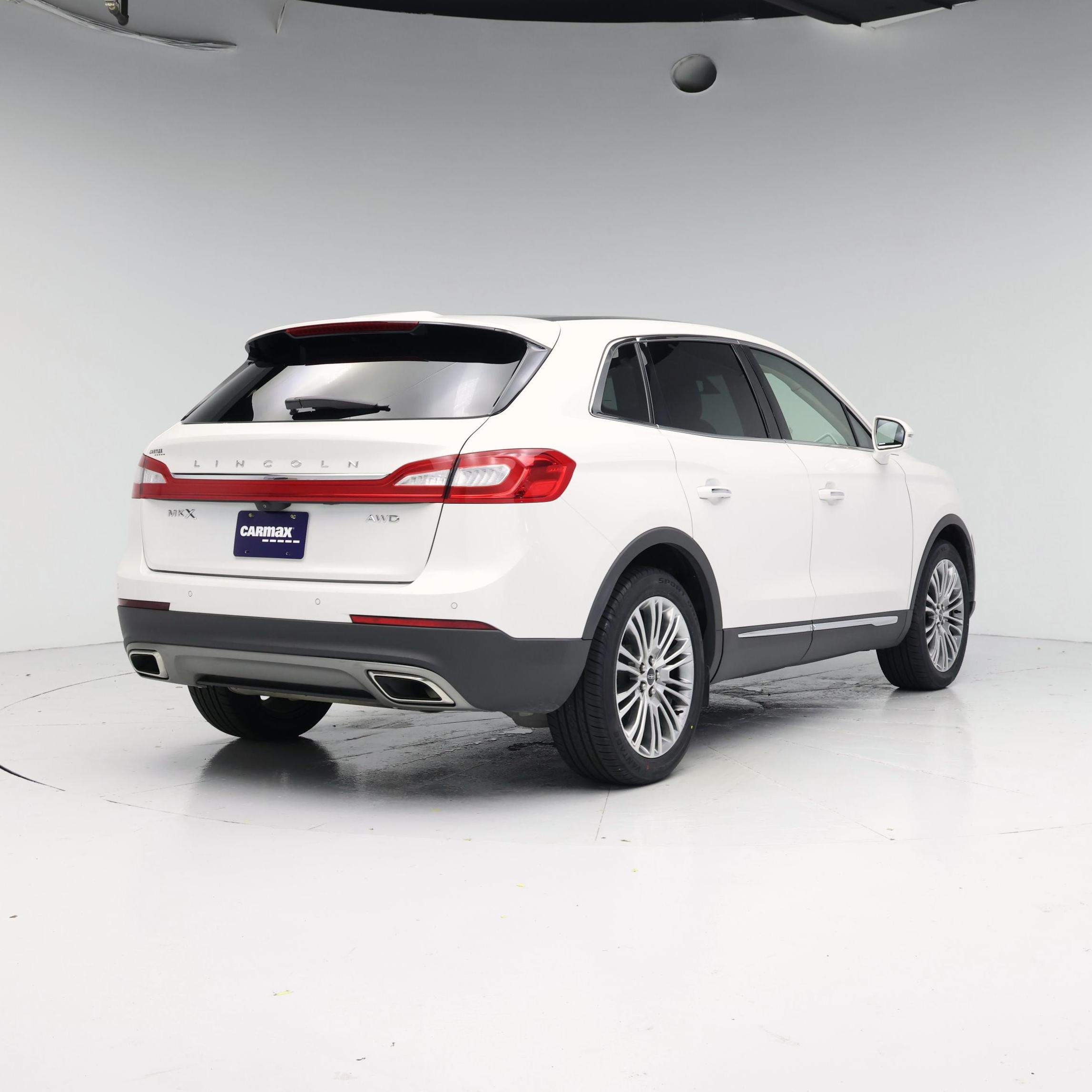 Thumbnail: 2017 Lincoln MKX - 8