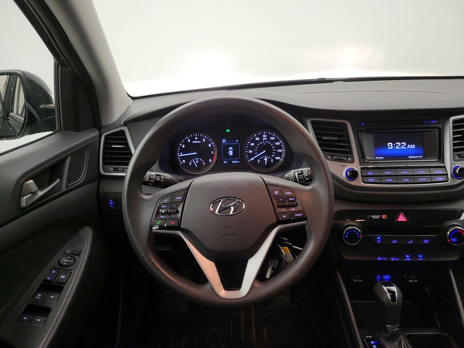 Thumbnail: 2018 Hyundai Tucson - 10