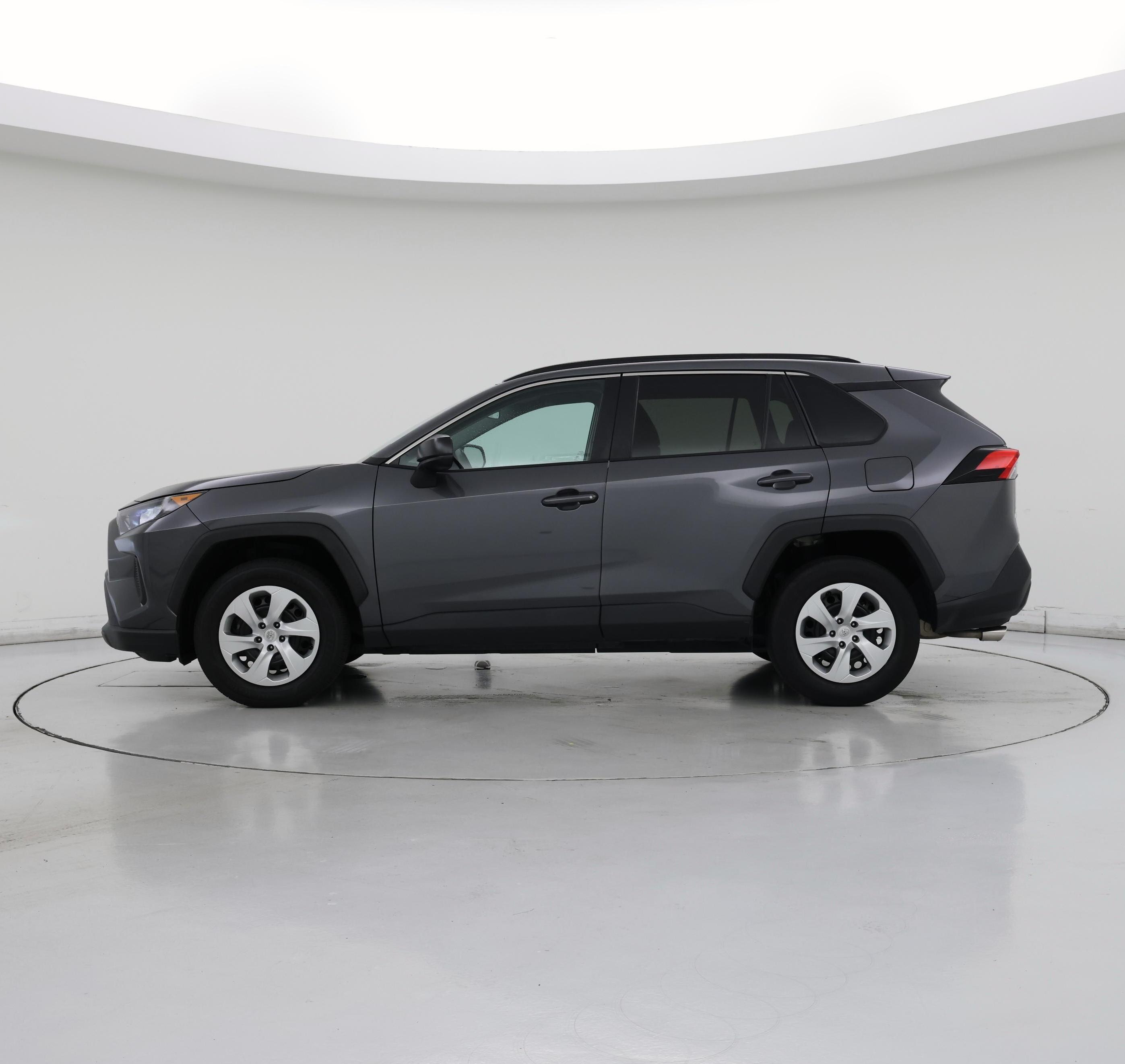 Thumbnail: 2021 Toyota RAV4 - 3