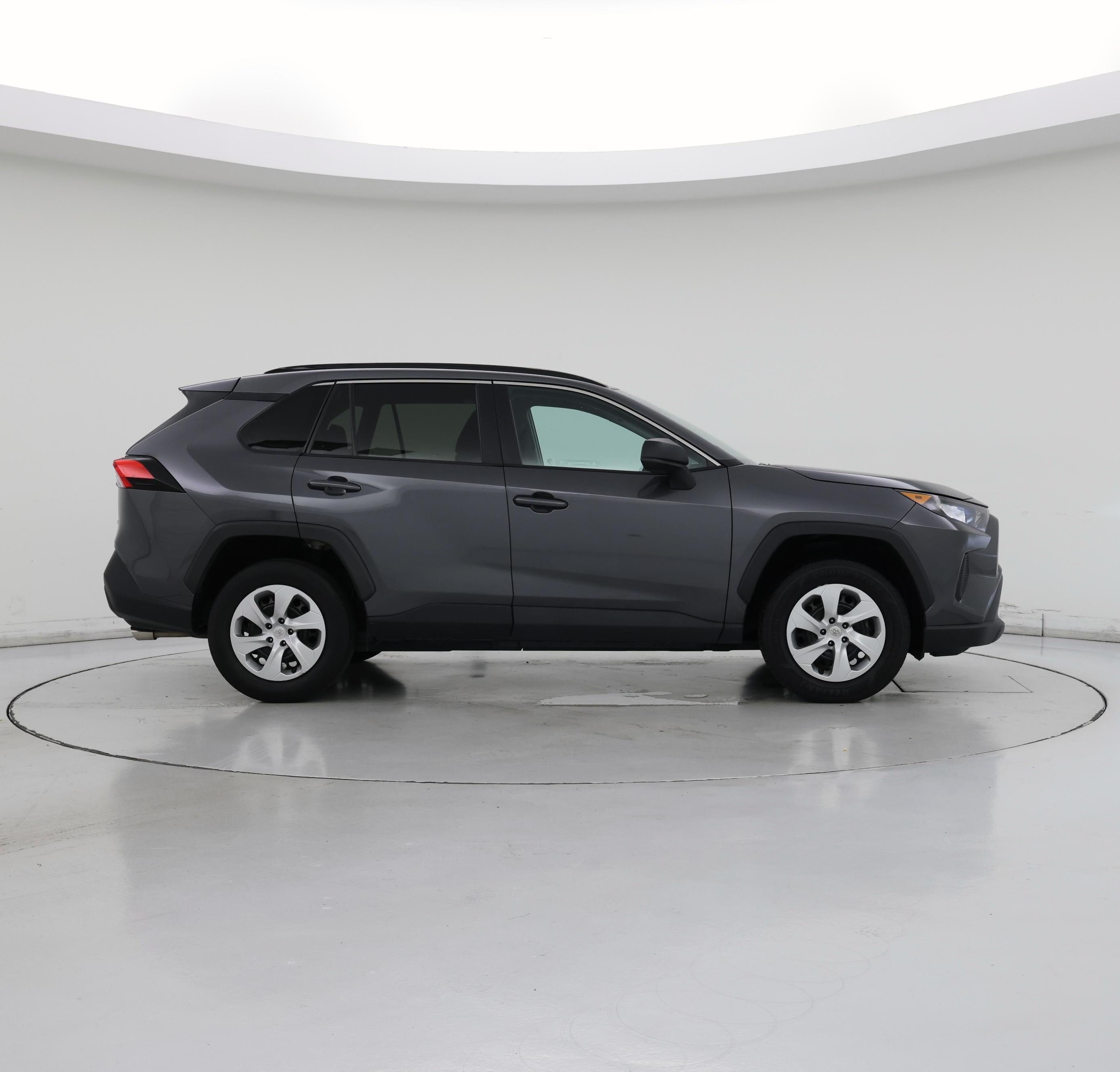 Thumbnail: 2021 Toyota RAV4 - 7