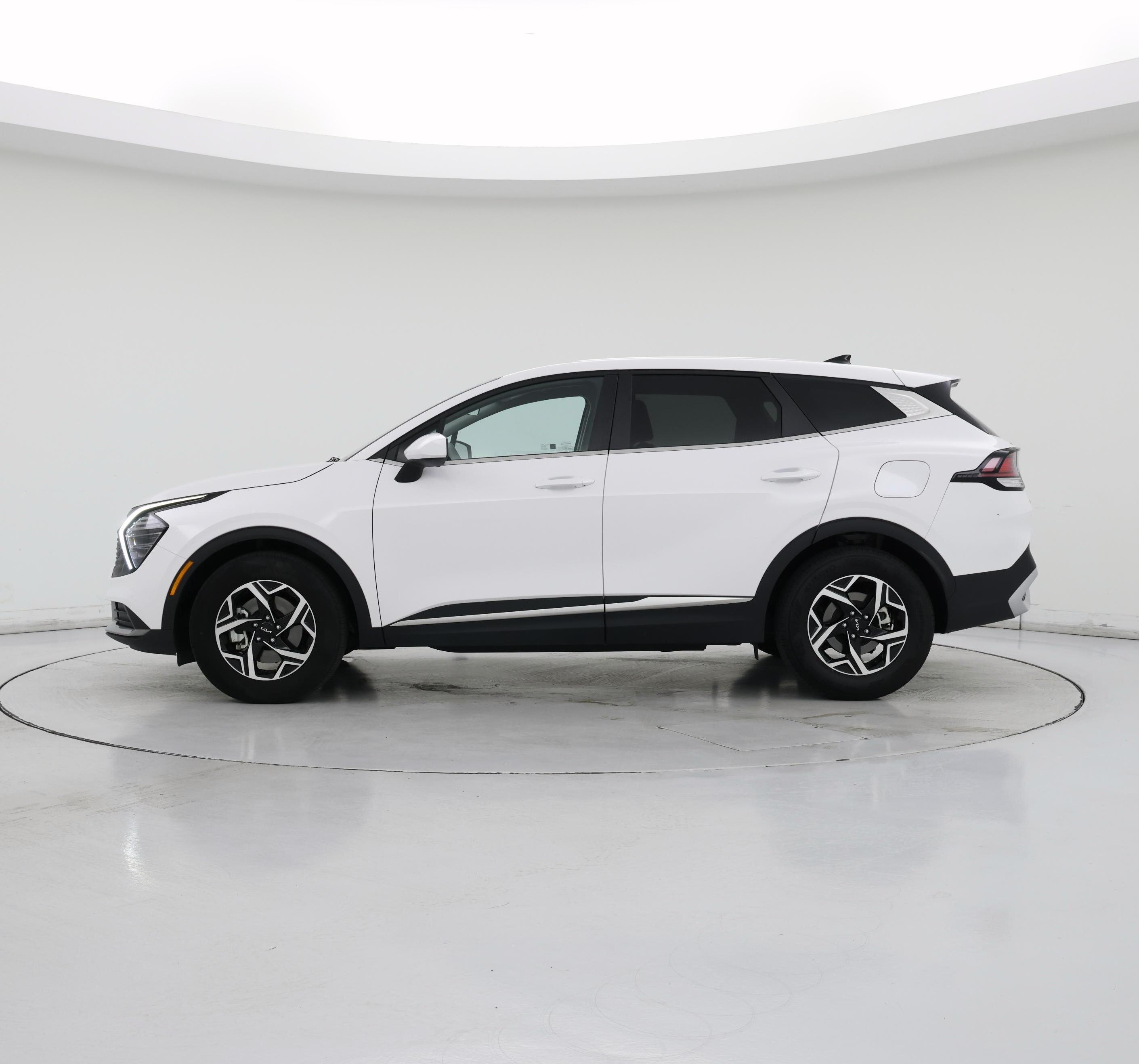 Thumbnail: 2025 Kia Sportage - 3