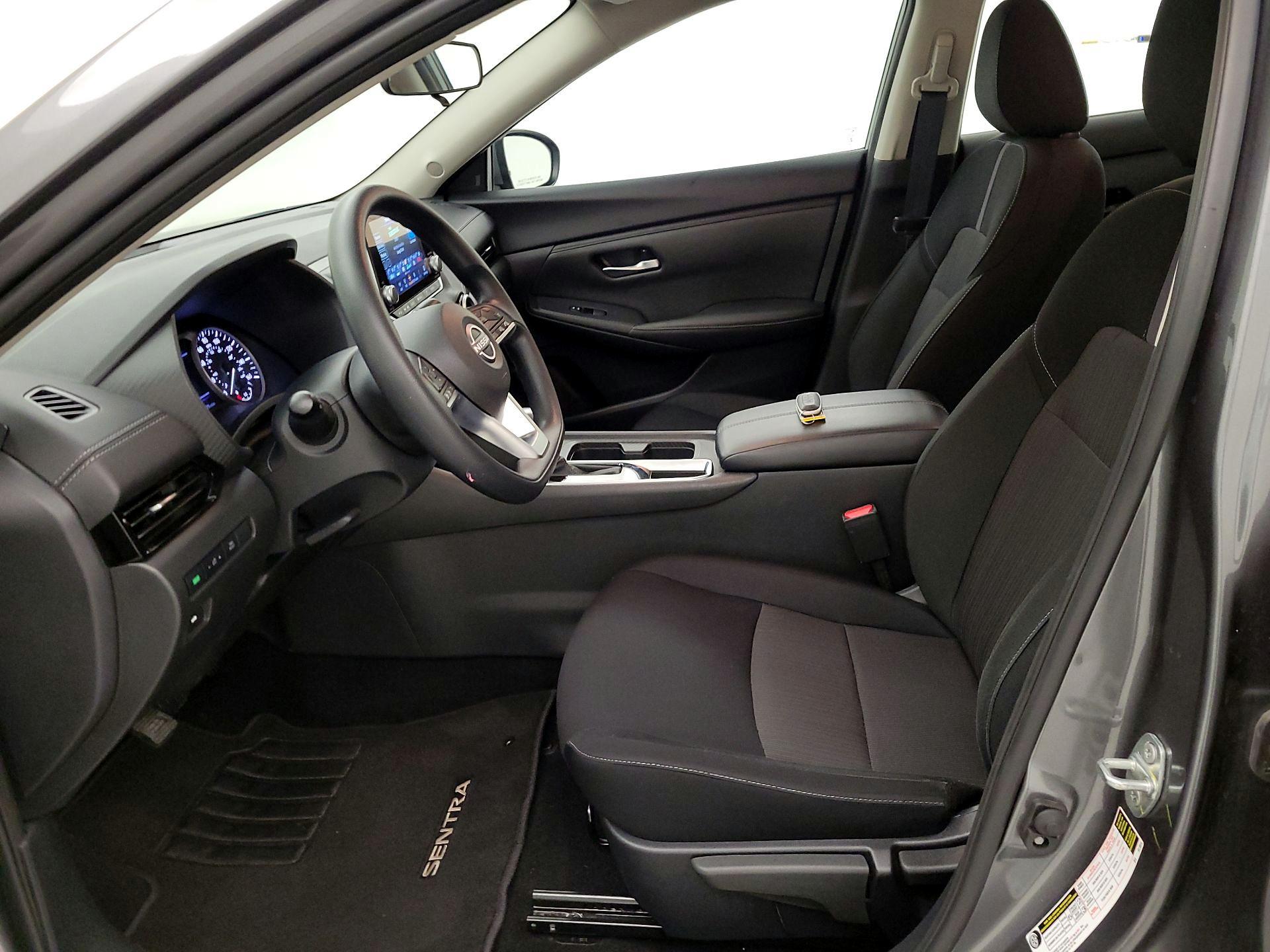 Thumbnail: 2025 Nissan Sentra - 11