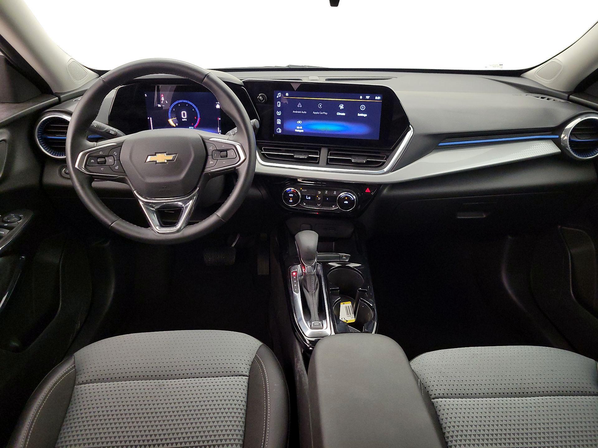 Thumbnail: 2025 Chevrolet Trax - 9