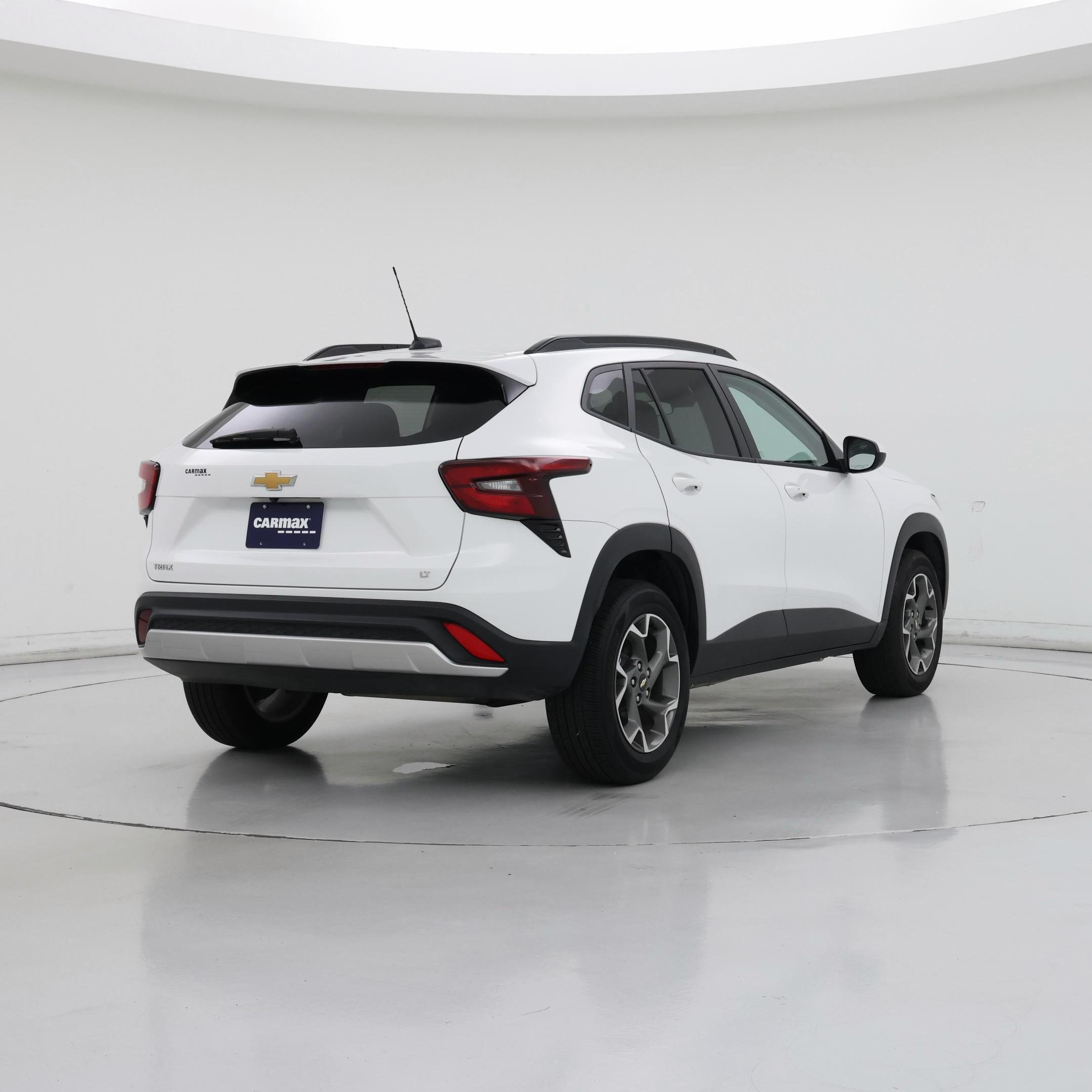 Thumbnail: 2025 Chevrolet Trax - 8