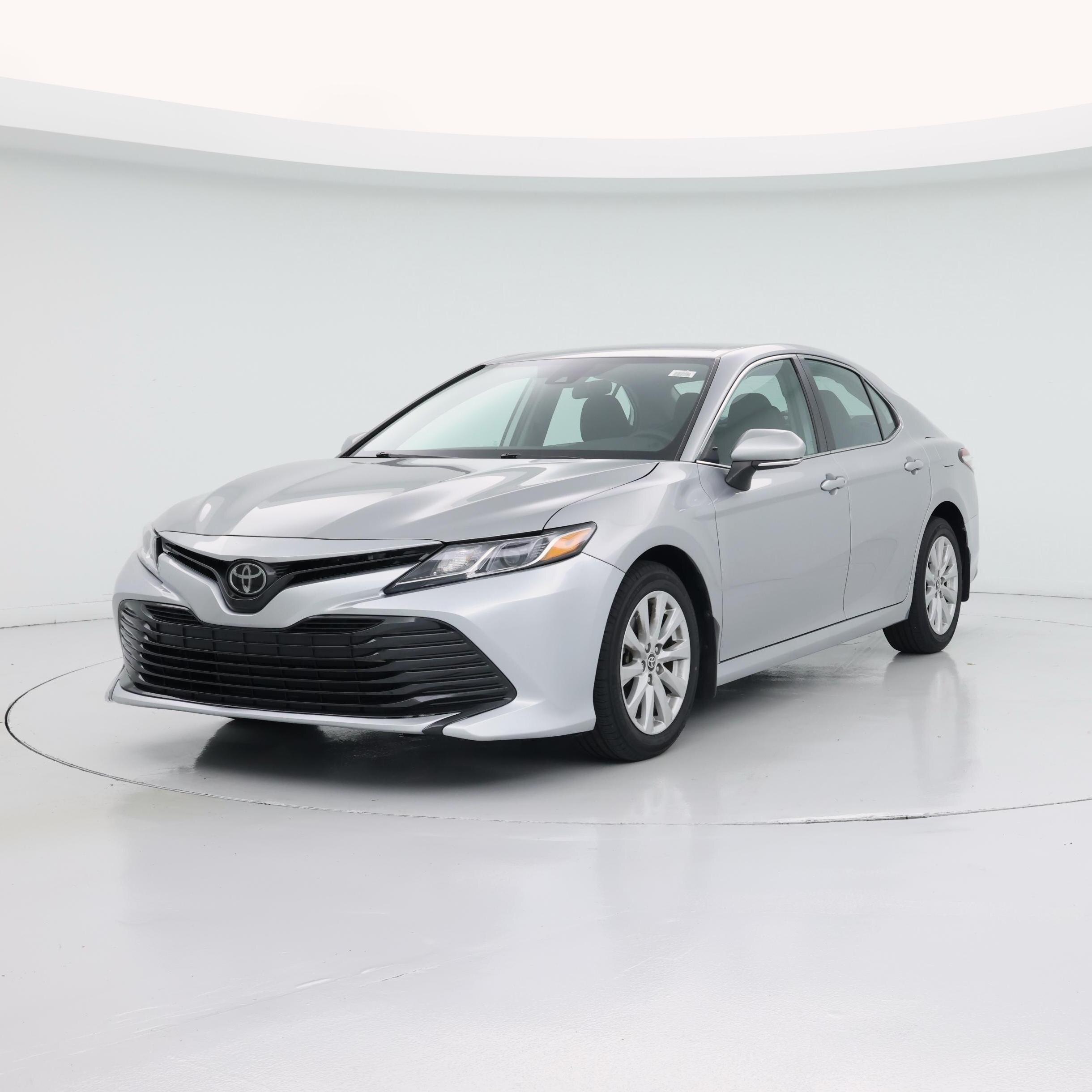Thumbnail: 2020 Toyota Camry - 4