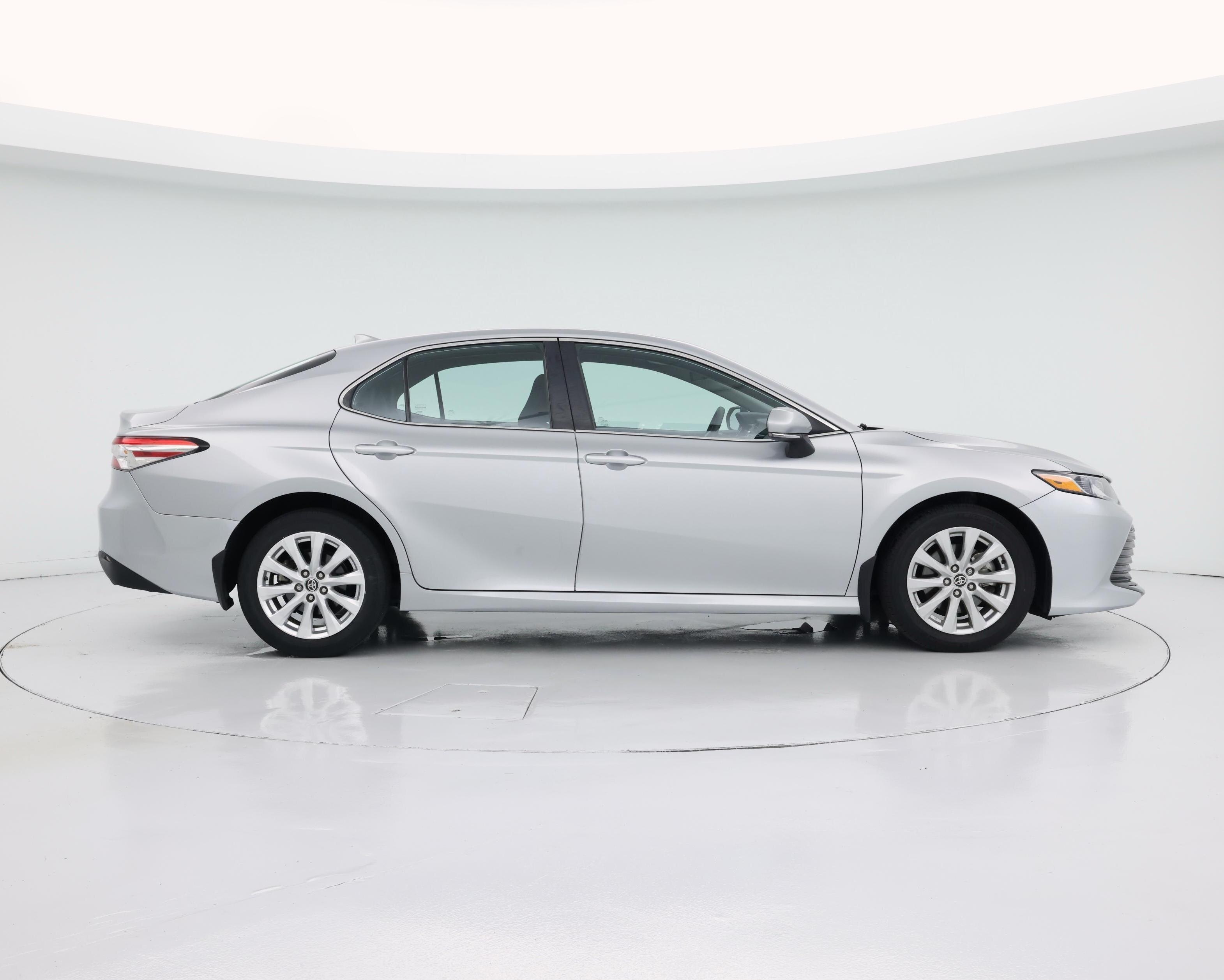 Thumbnail: 2020 Toyota Camry - 7