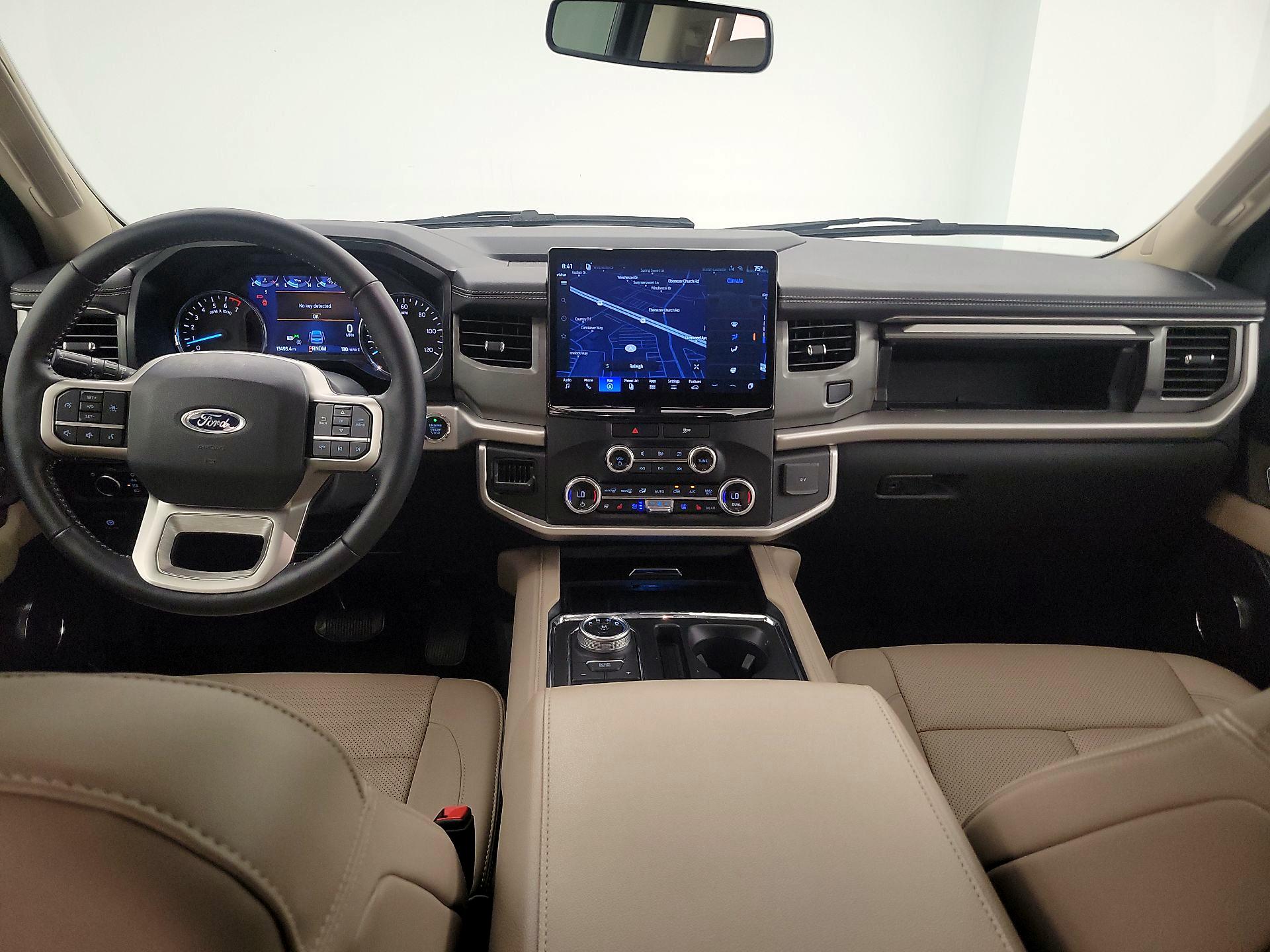 Thumbnail: 2023 Ford Expedition - 9