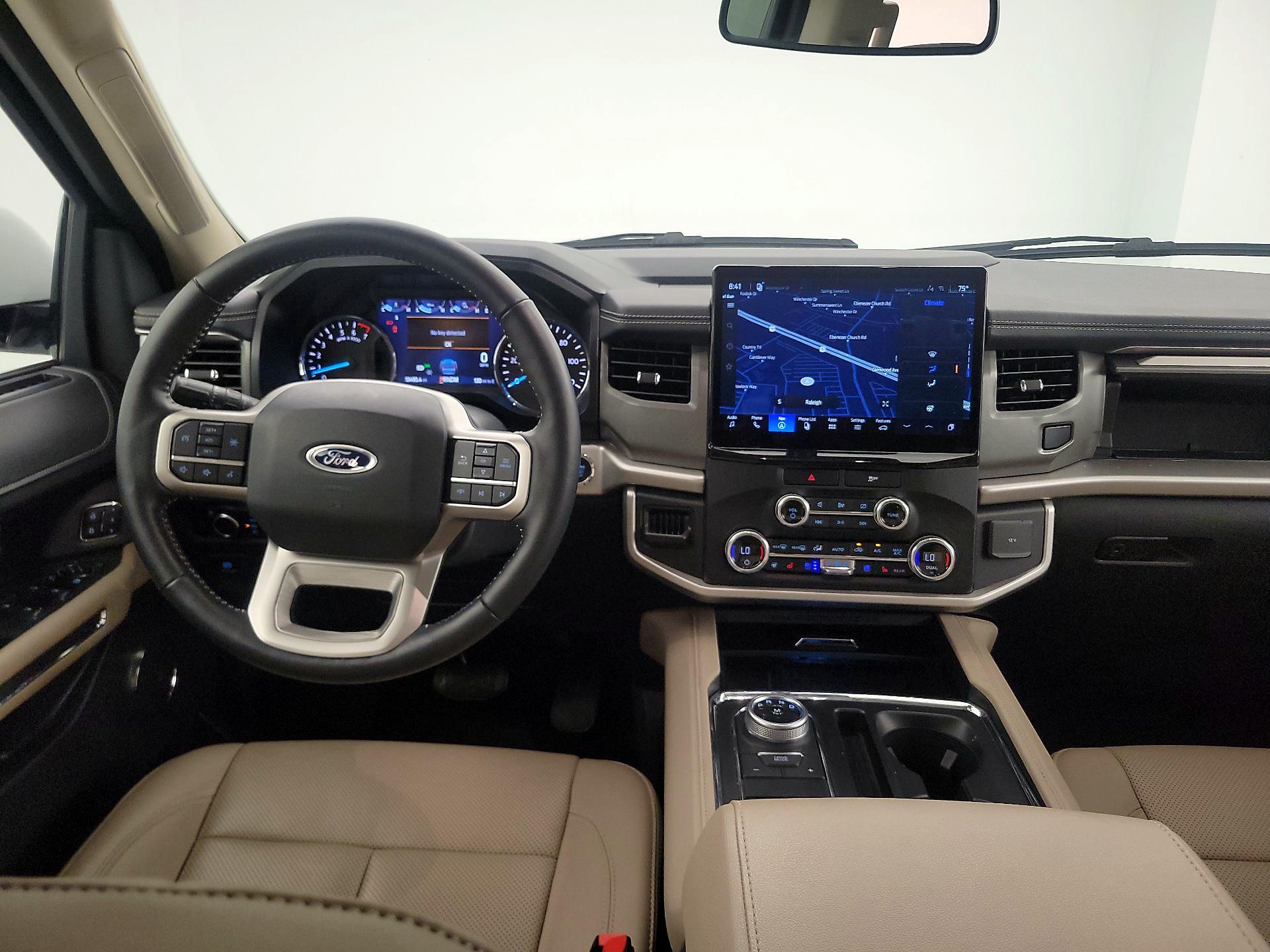 Thumbnail: 2023 Ford Expedition - 10