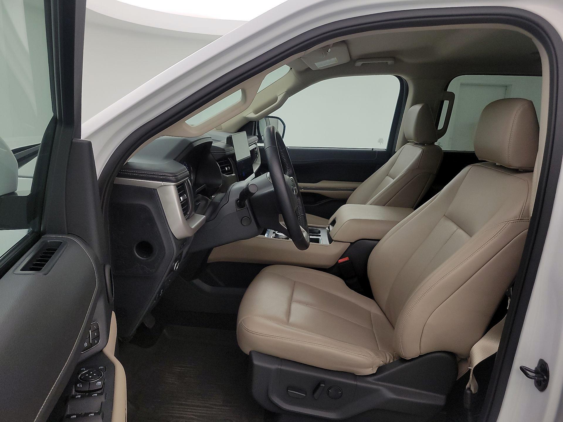 Thumbnail: 2023 Ford Expedition - 11