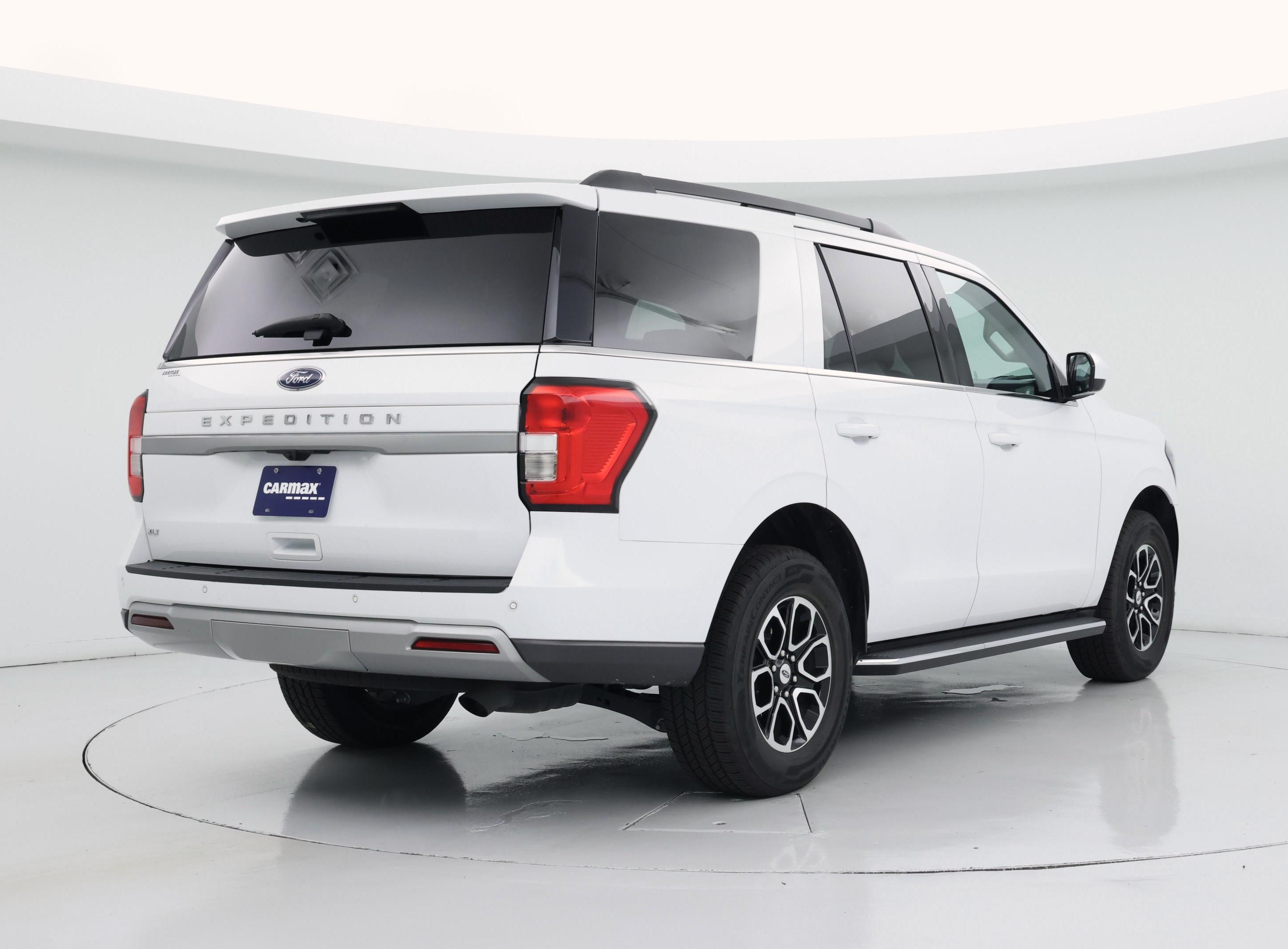 Thumbnail: 2023 Ford Expedition - 8