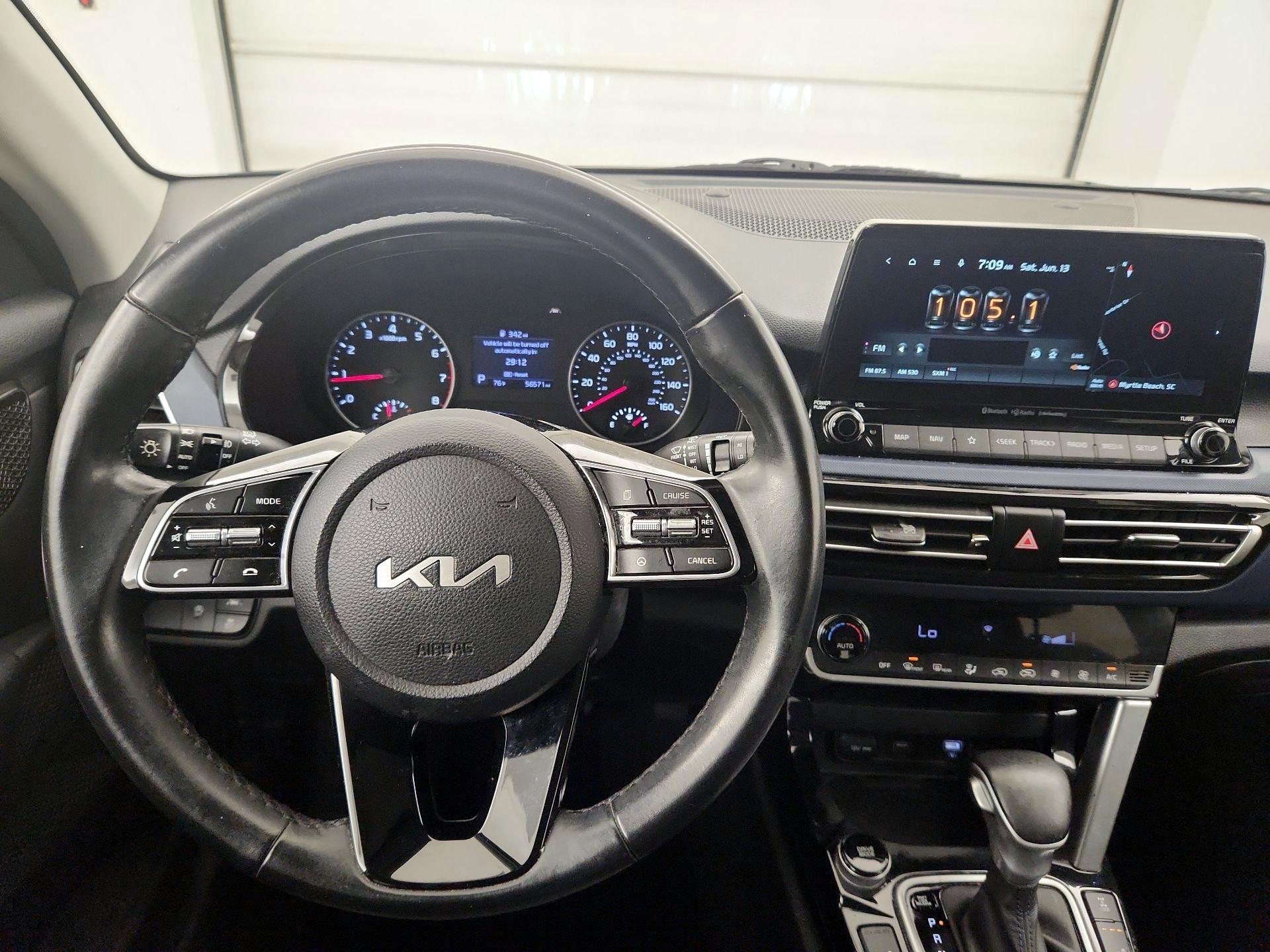 Thumbnail: 2022 Kia Seltos - 10