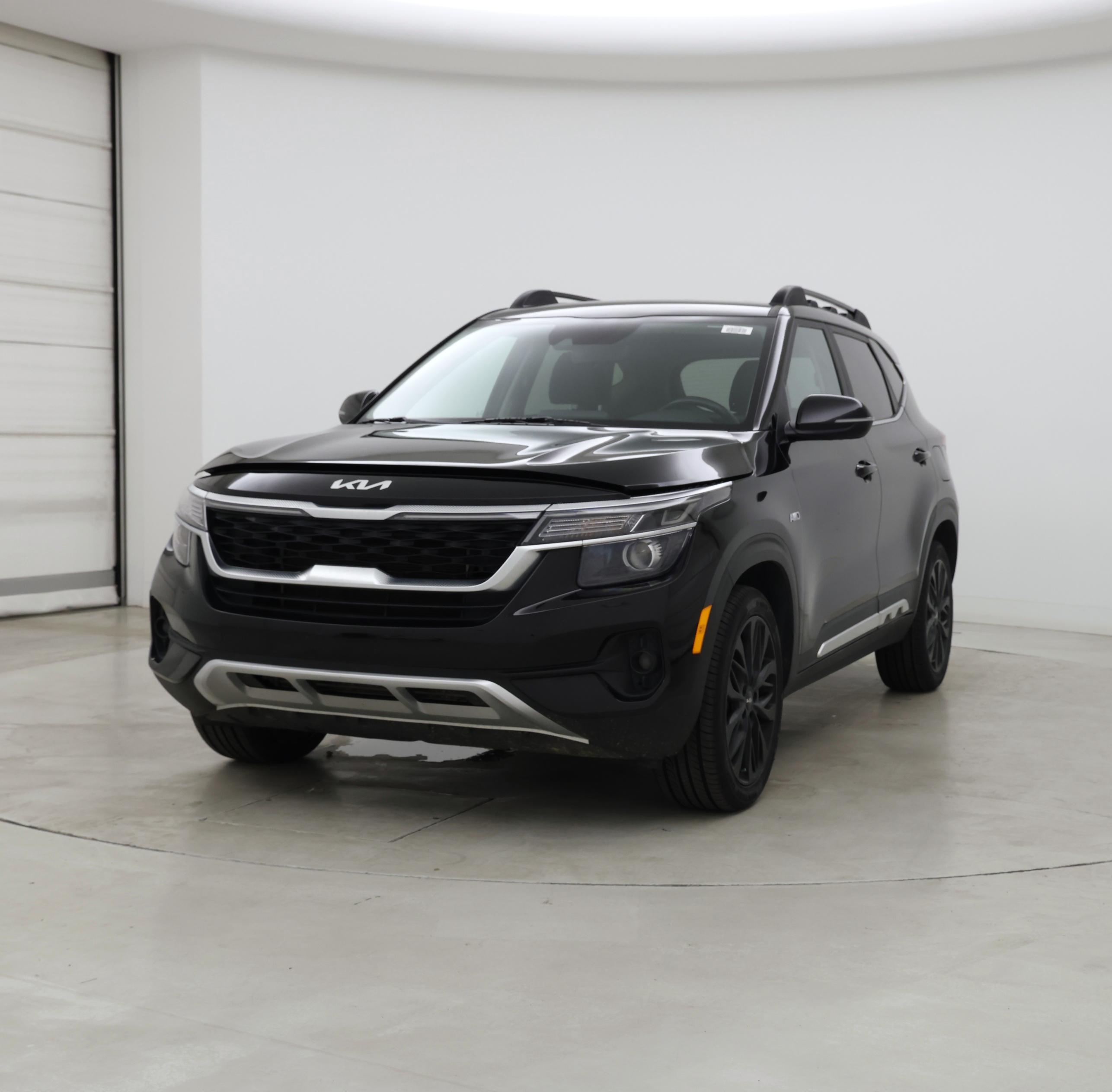 Thumbnail: 2022 Kia Seltos - 4