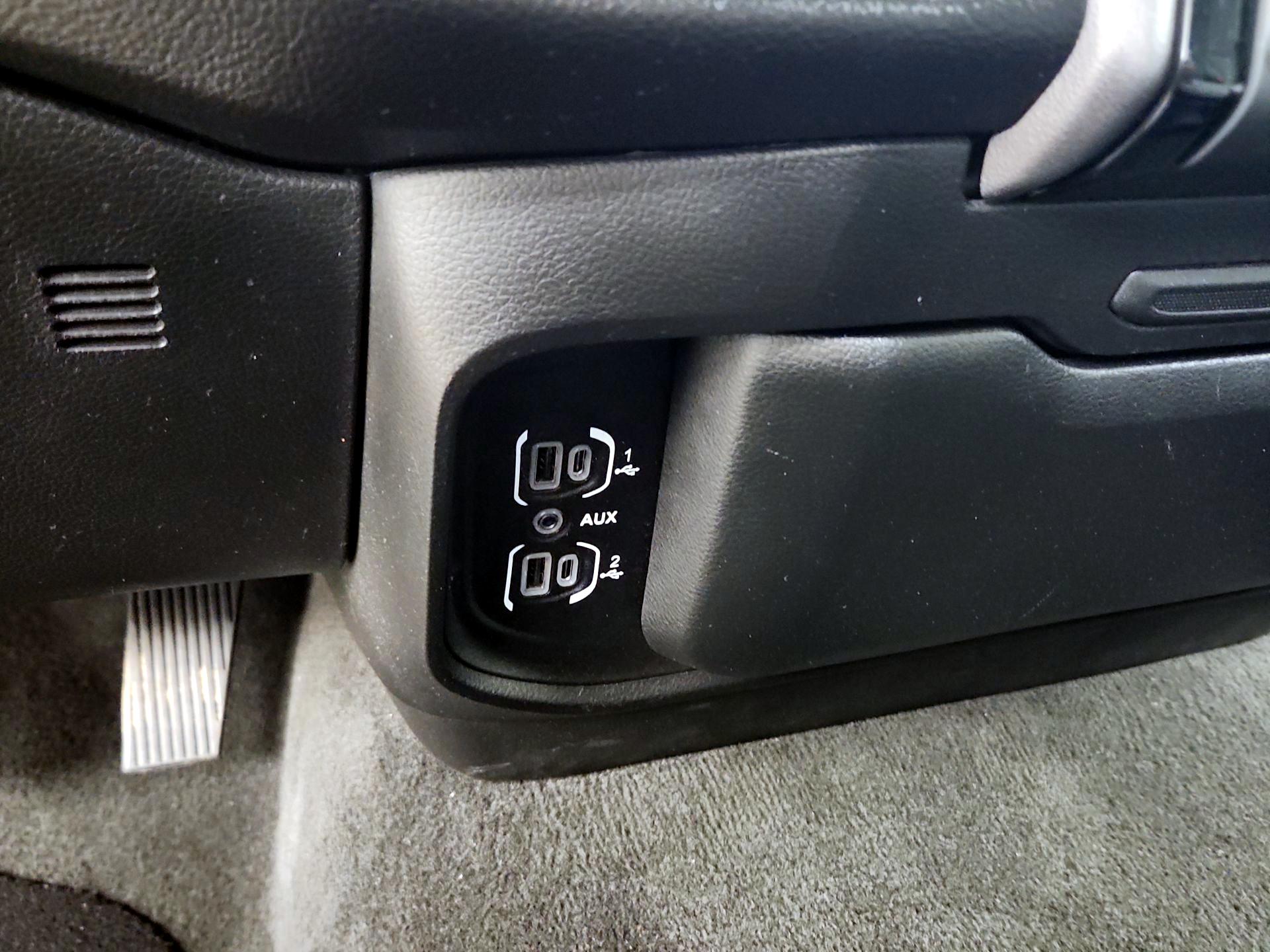 Thumbnail: 2024 RAM 1500 - 19