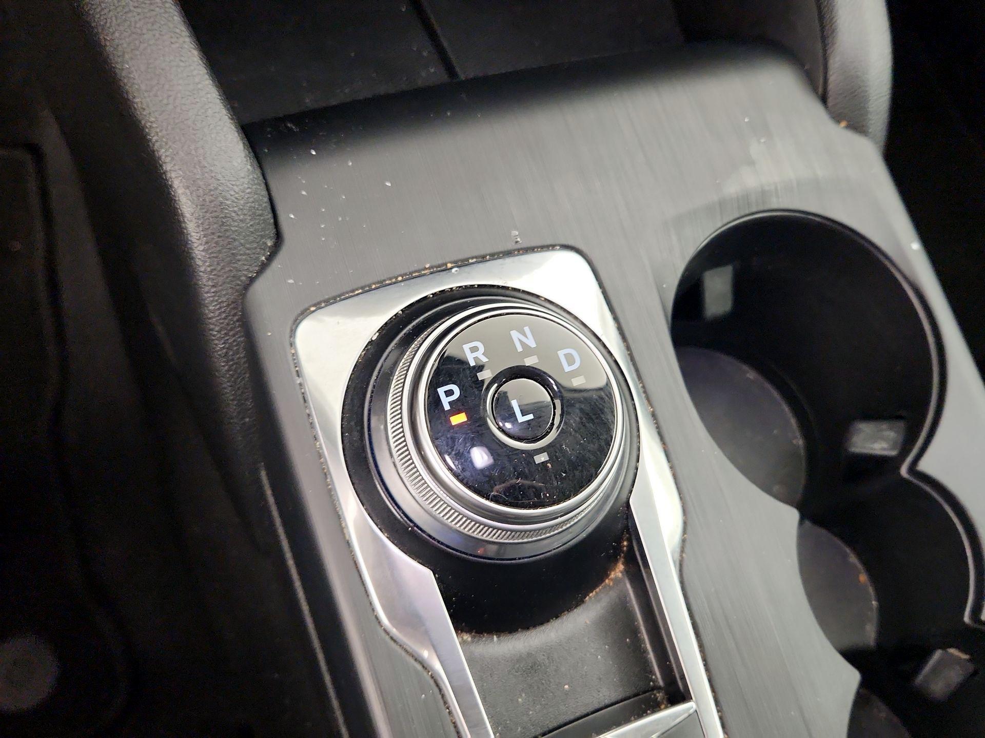 Thumbnail: 2021 Ford Escape - 17