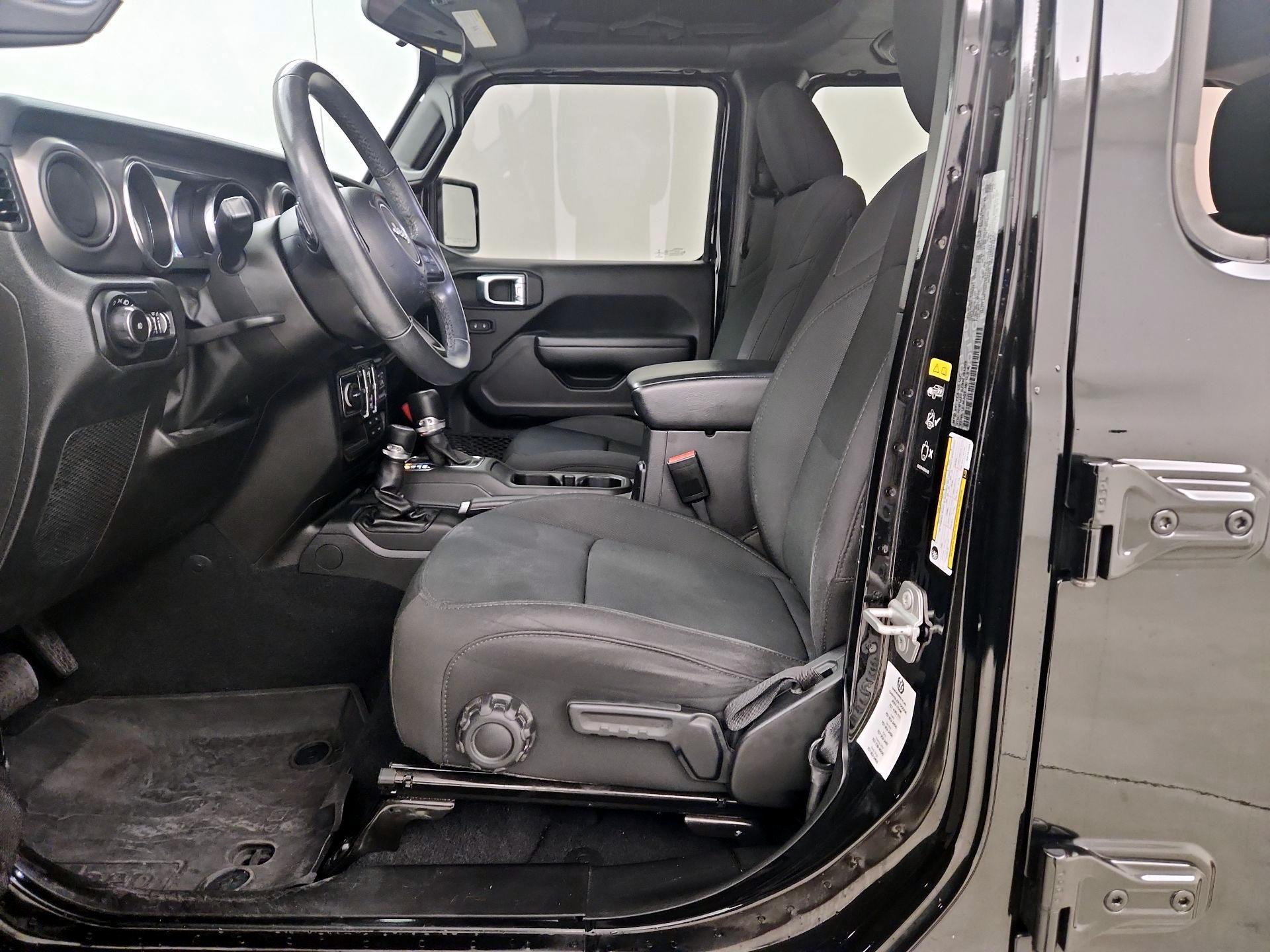 Thumbnail: 2022 Jeep Wrangler - 11