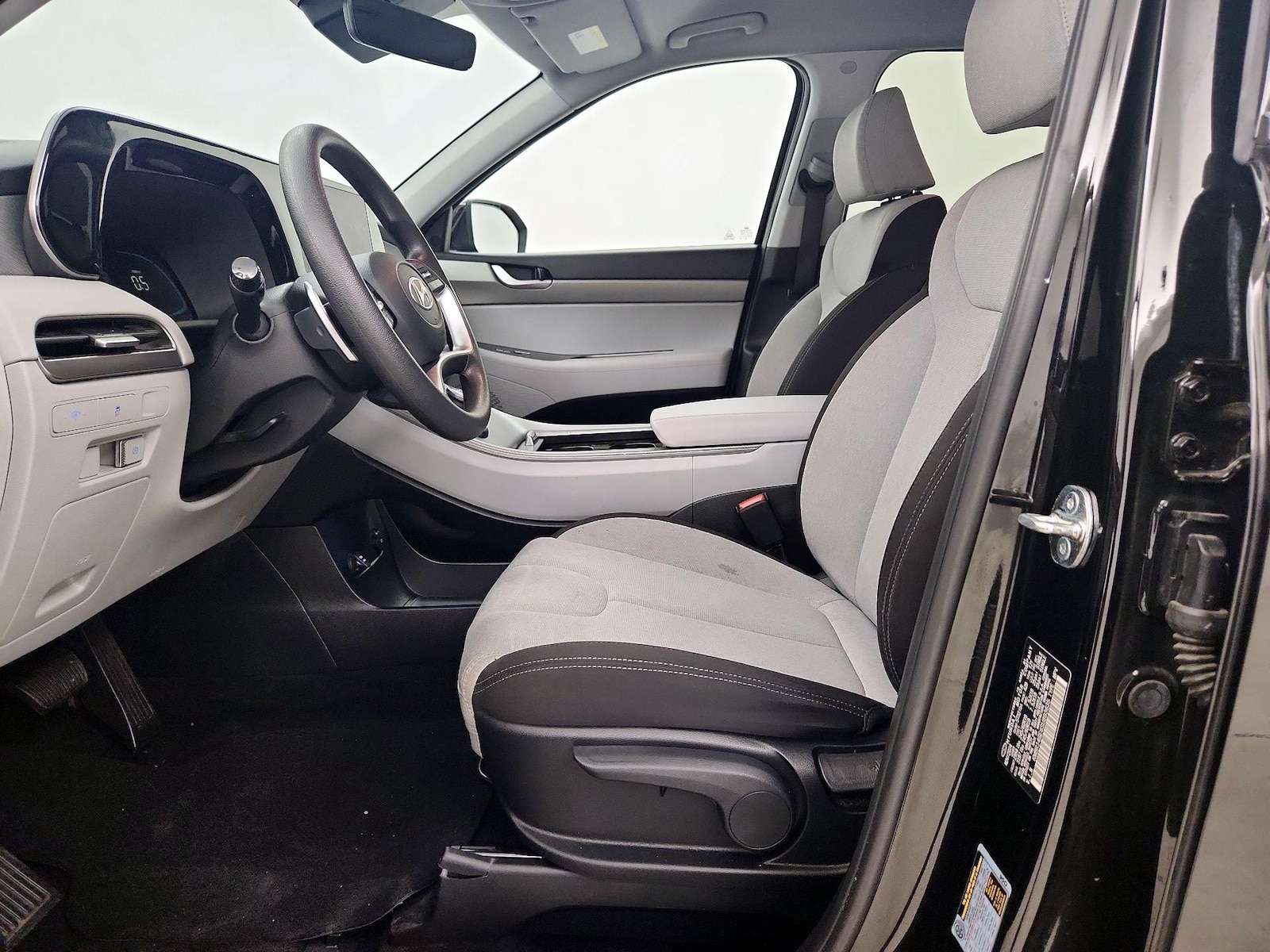 2025 Hyundai Palisade SE - Photo 12