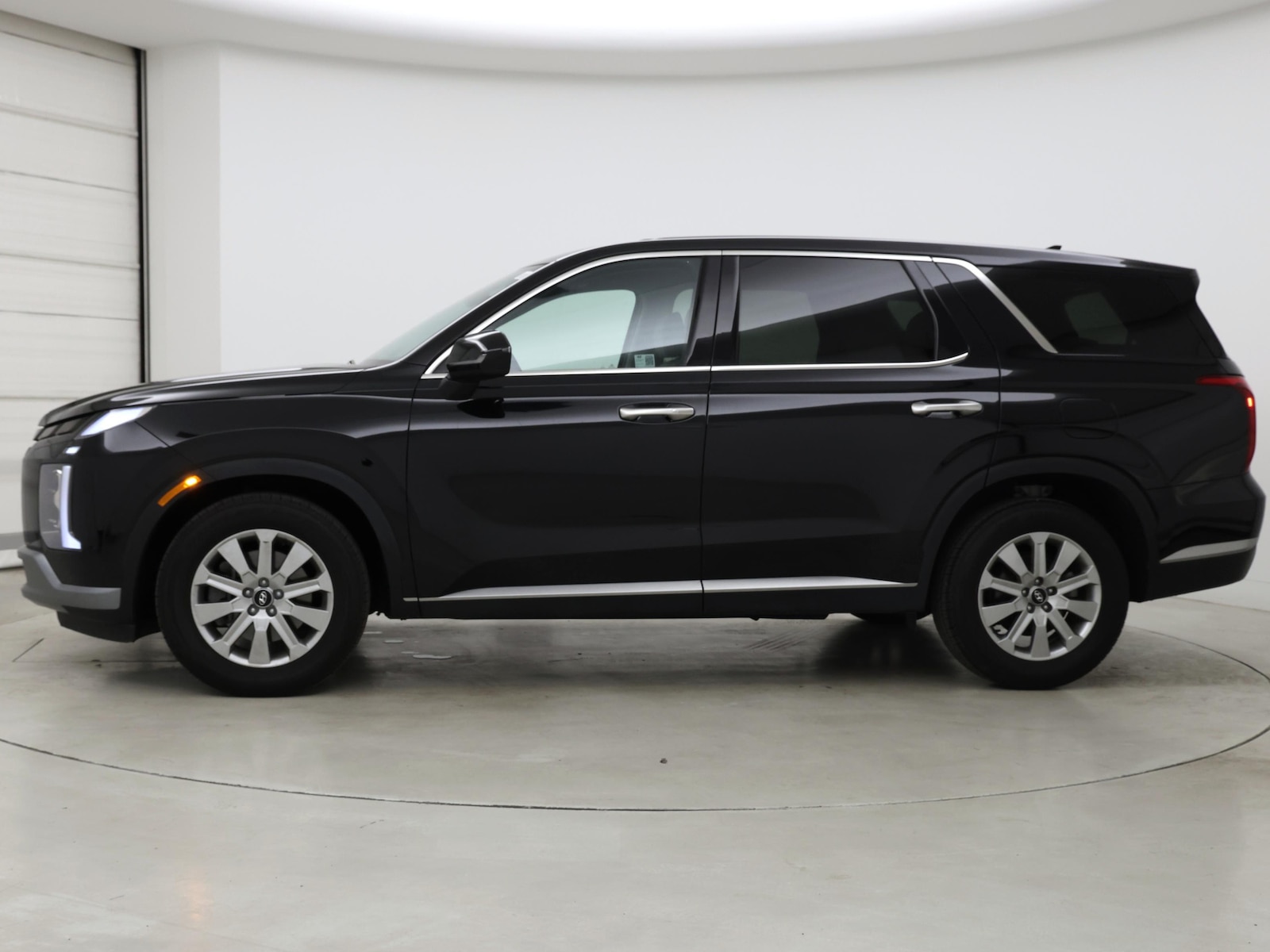 2025 Hyundai Palisade SE - Photo 4