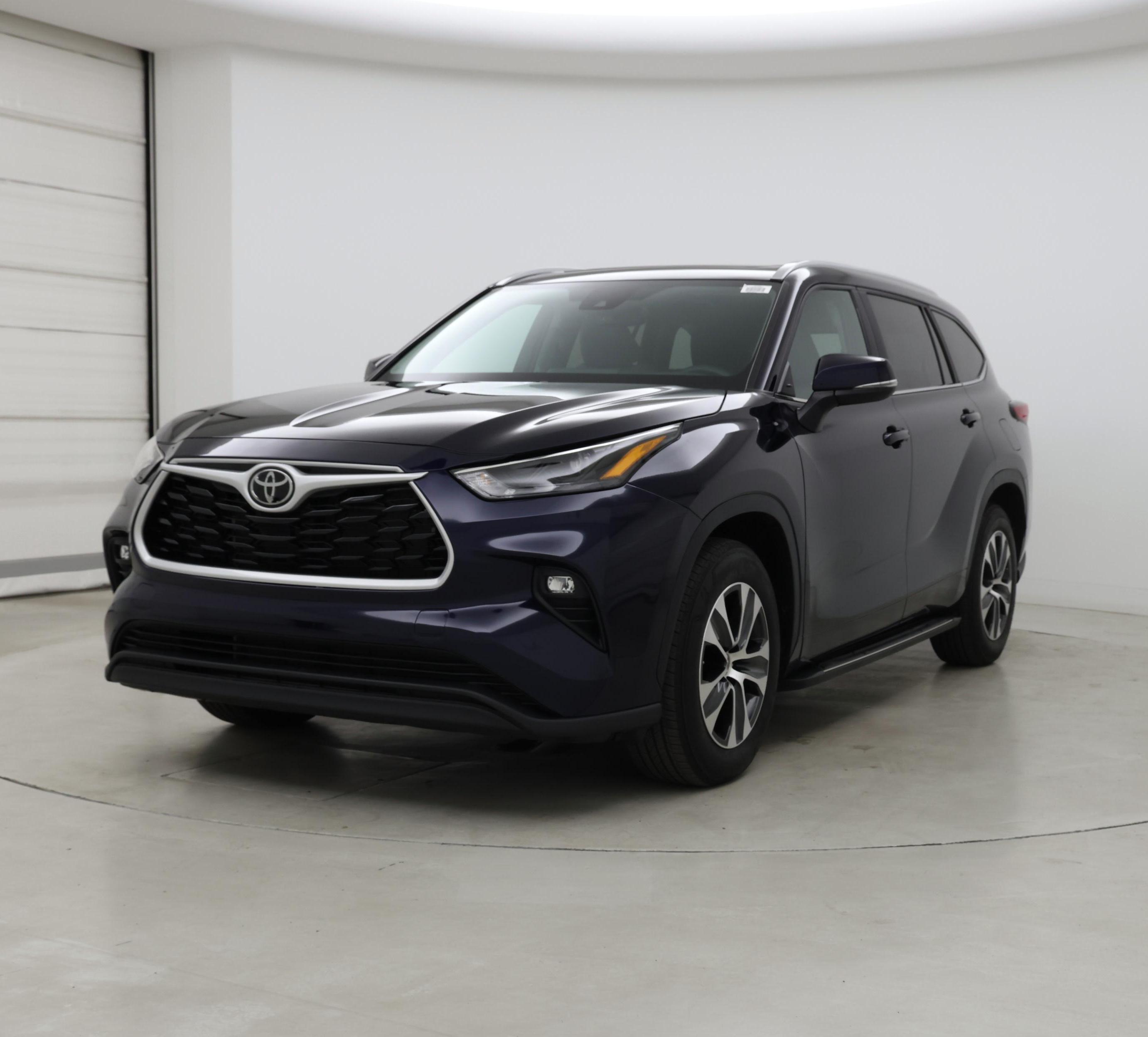 Thumbnail: 2023 Toyota Highlander - 4