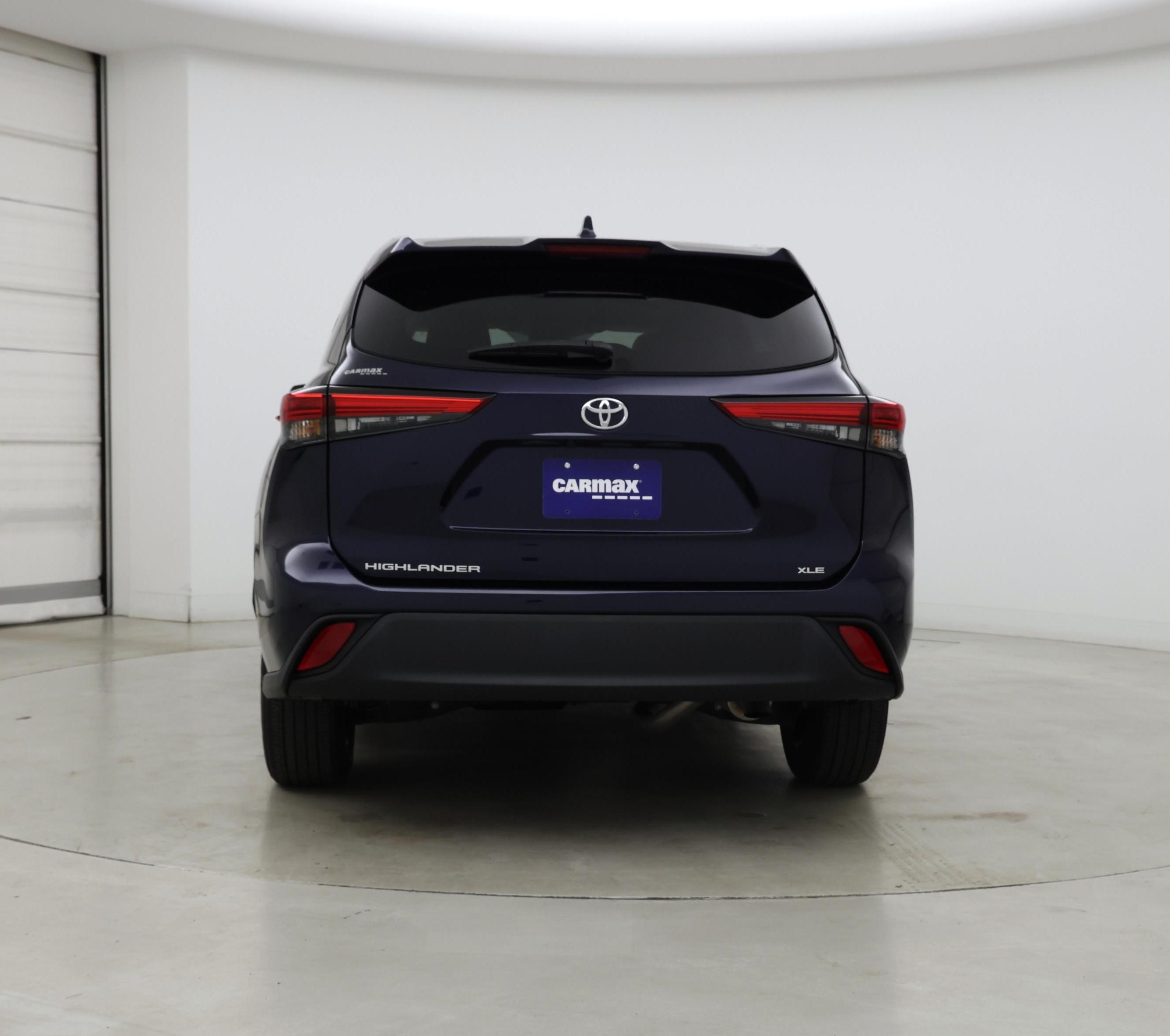 Thumbnail: 2023 Toyota Highlander - 6