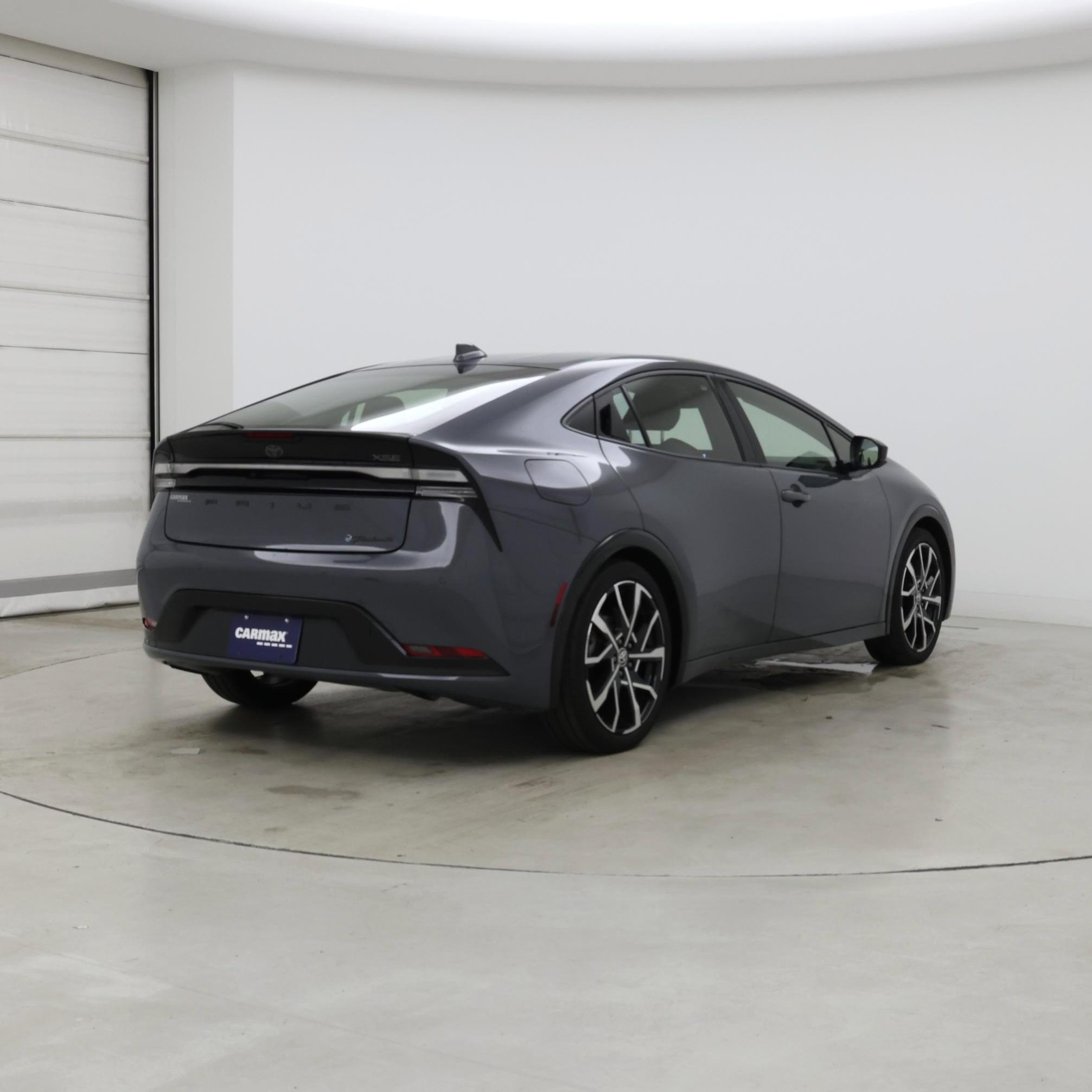 Thumbnail: 2024 Toyota Prius Prime - 8