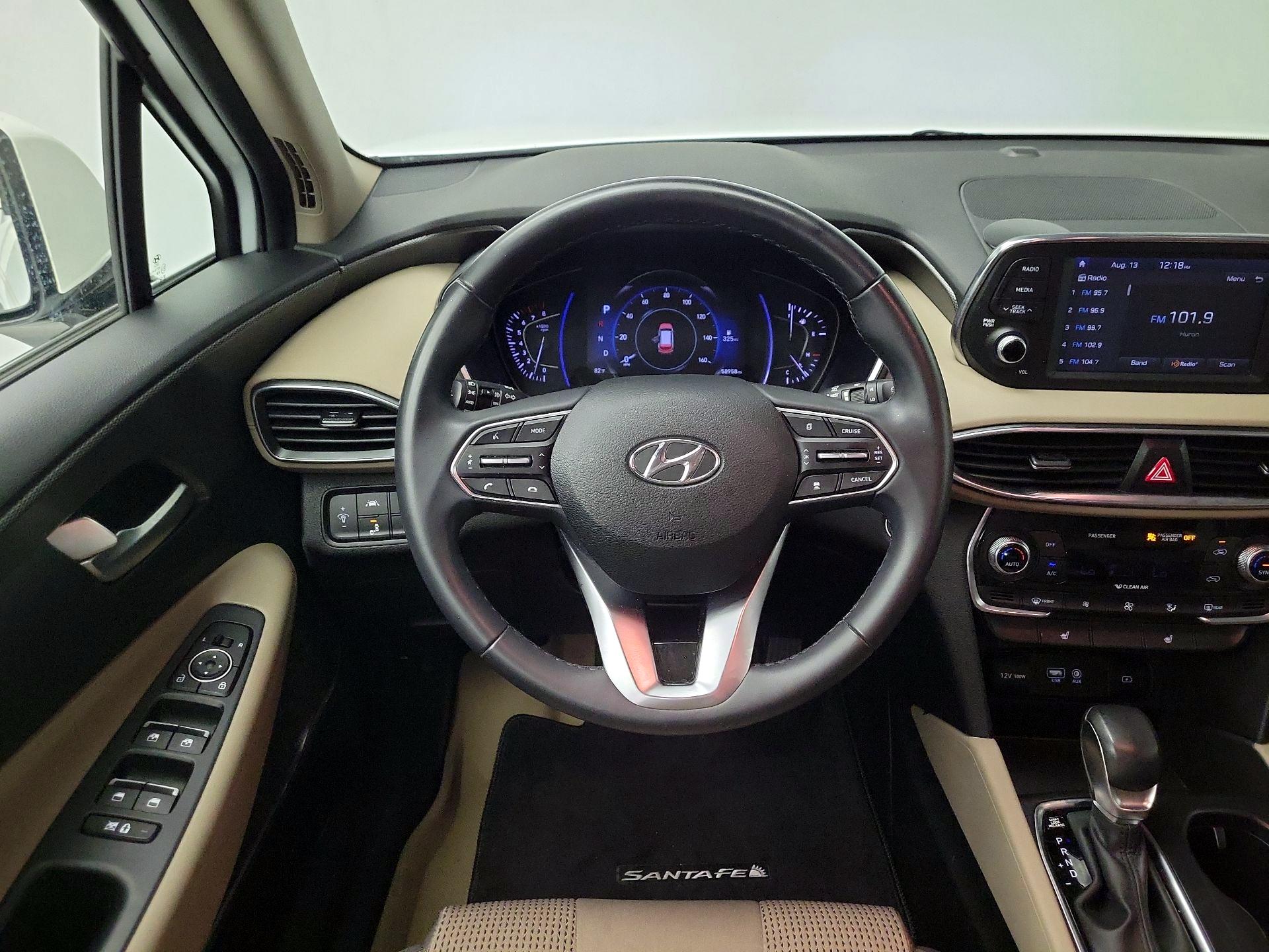 Thumbnail: 2019 Hyundai Santa Fe - 10