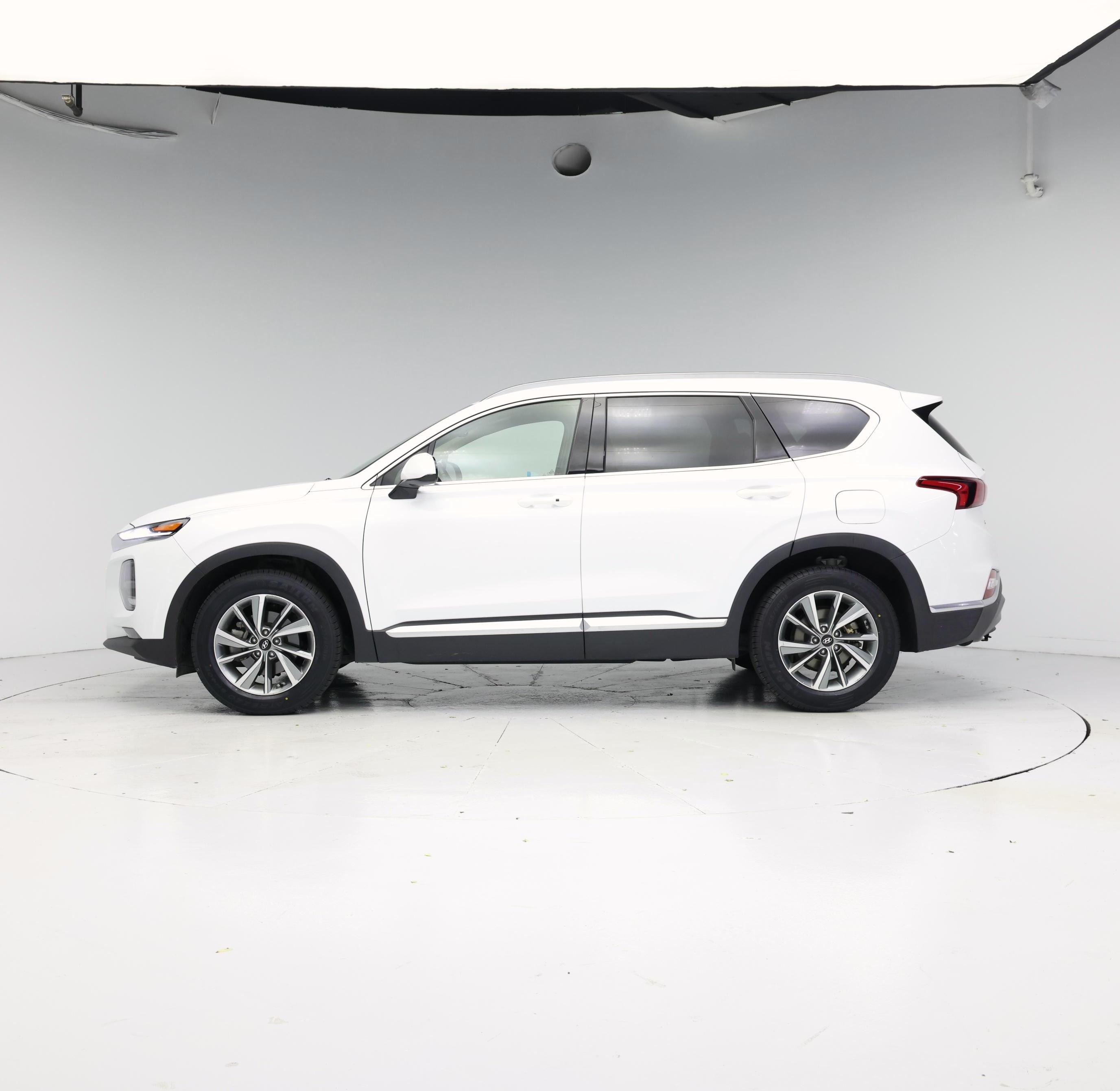 Thumbnail: 2019 Hyundai Santa Fe - 3