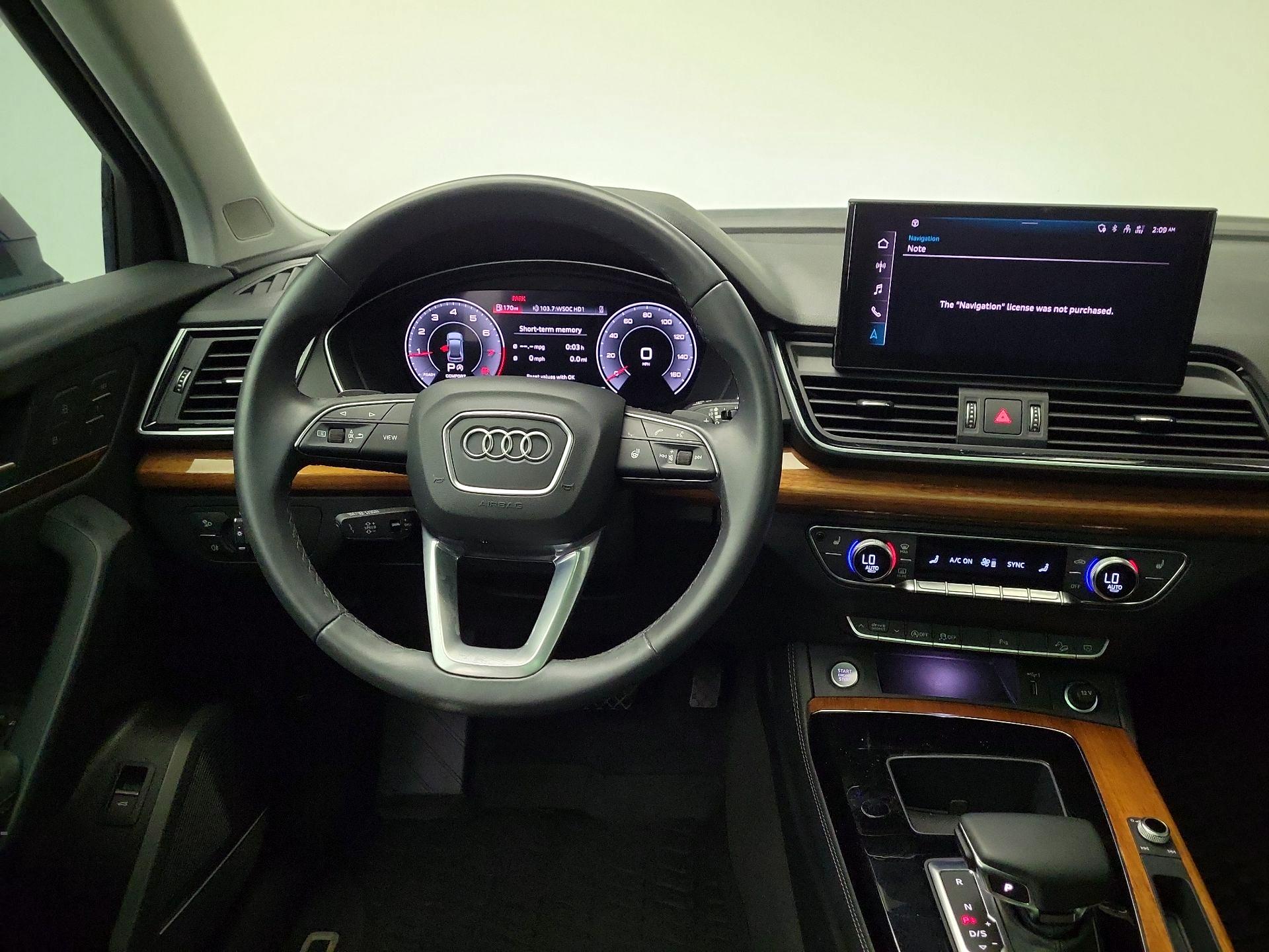 Thumbnail: 2023 Audi Q5 - 10