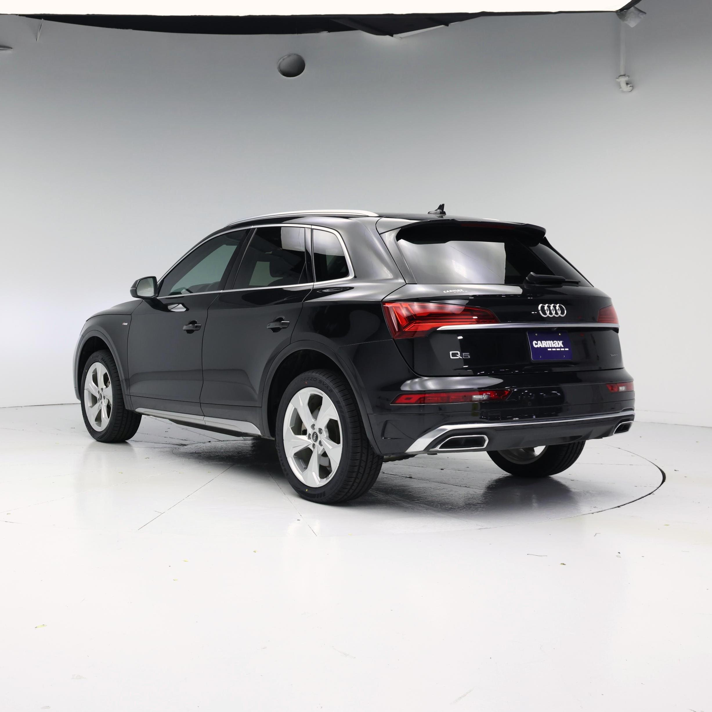 Thumbnail: 2023 Audi Q5 - 2