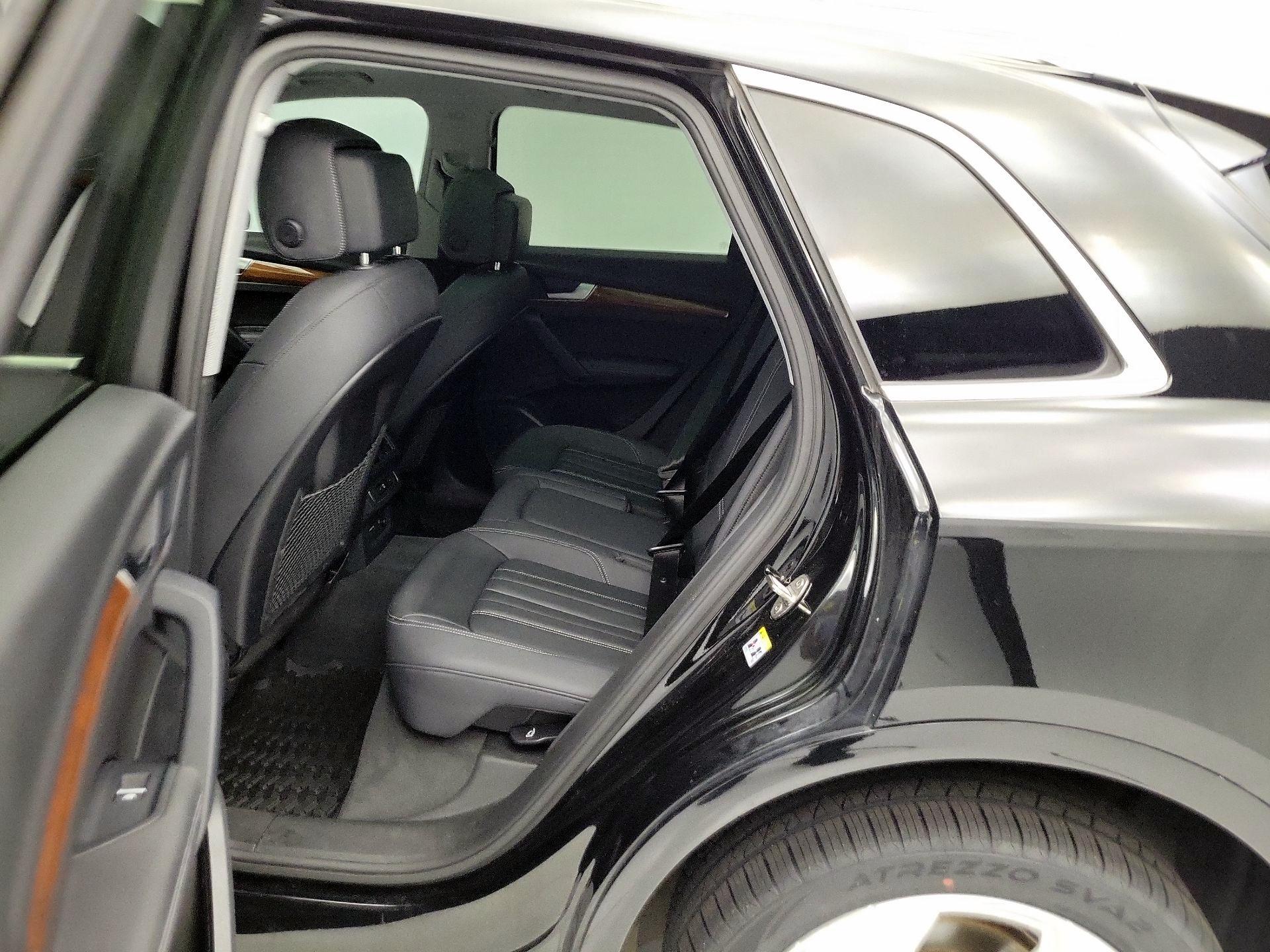 Thumbnail: 2023 Audi Q5 - 20